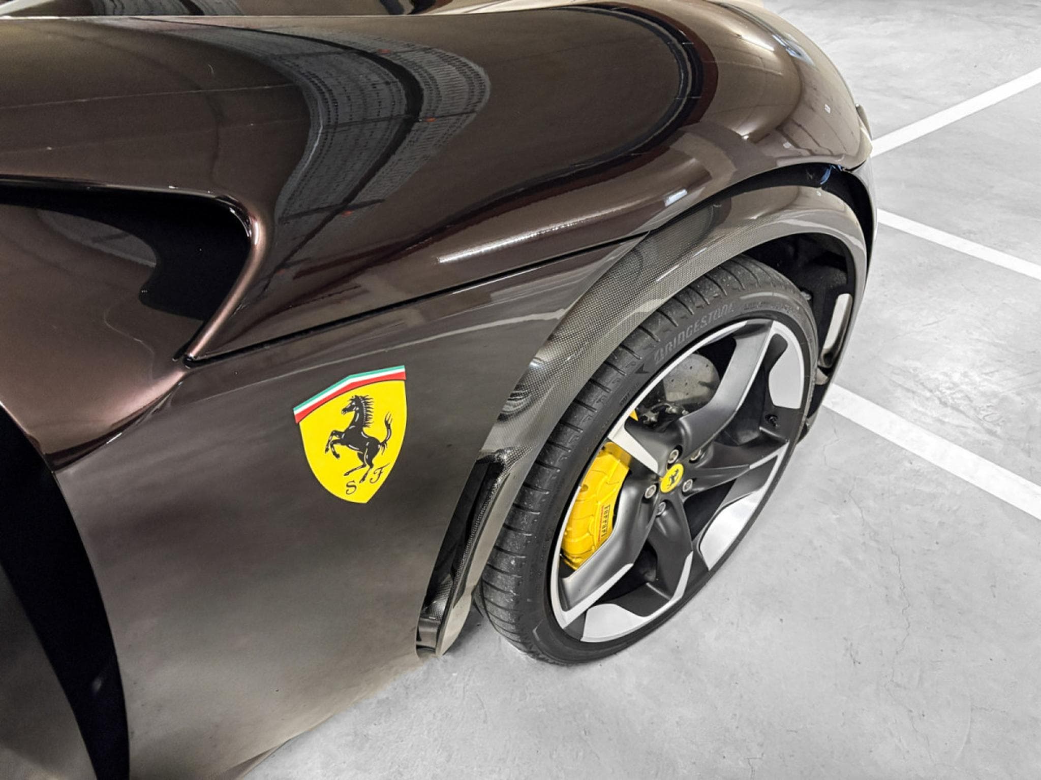 Ferrari Purosangue V12/NO VAT/NERO PUROSANGUE/CARBON/FULL (2024) - Photo 23