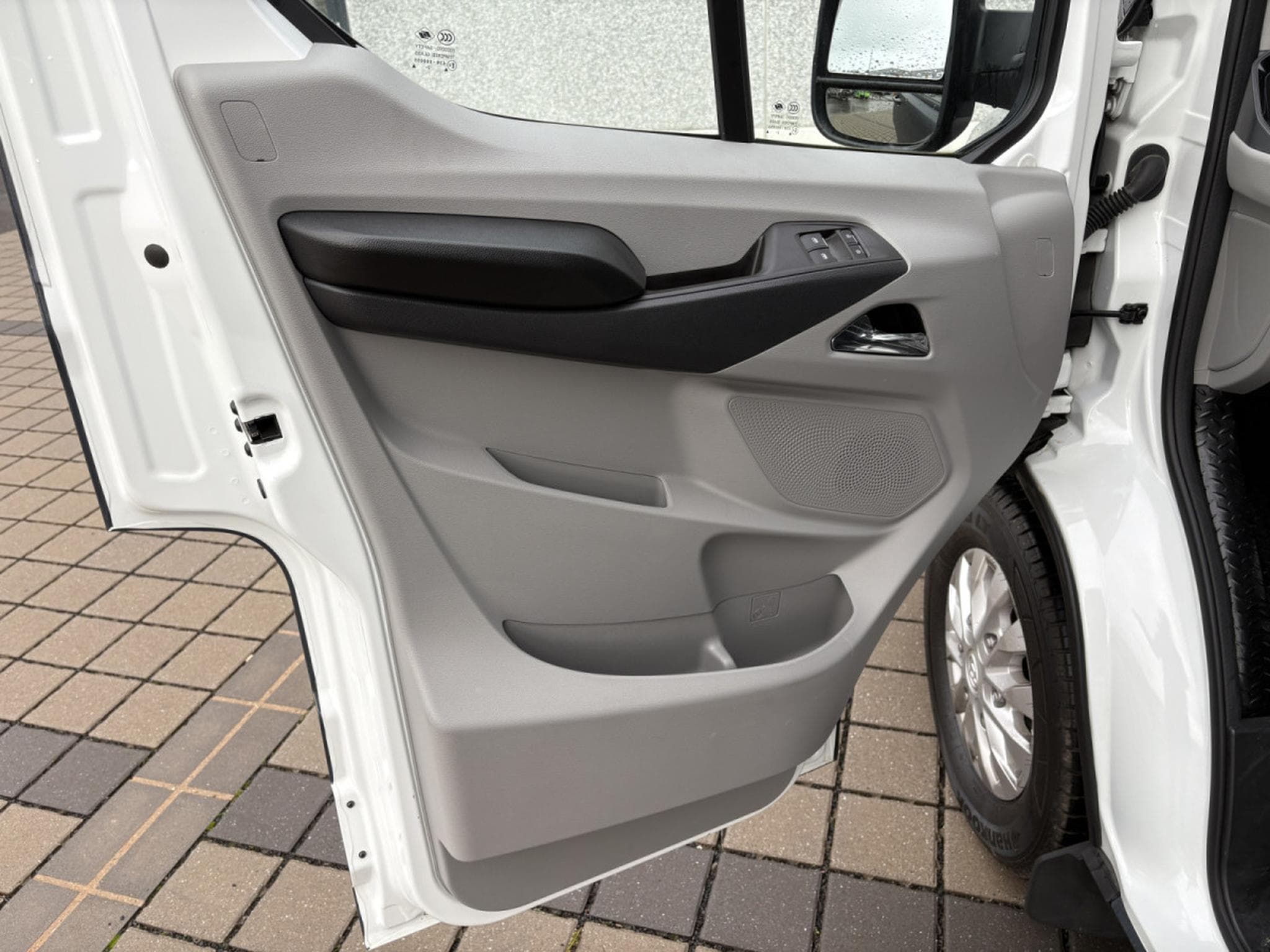 Maxus Deliver 9 3.5T MAXUS DELIVER 9 – MSG STALLION LIGHT (2026) - Photo 18