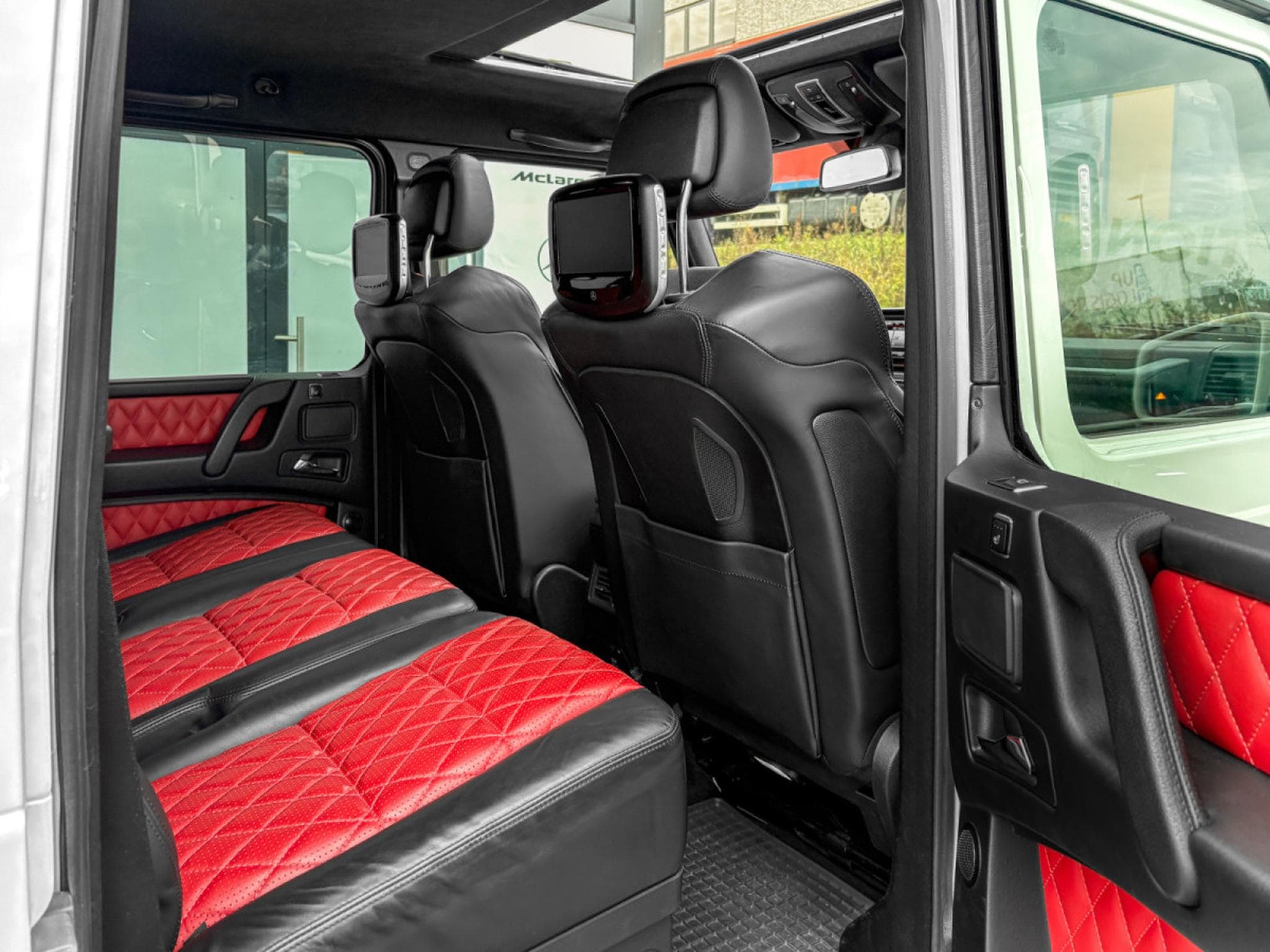 Mercedes G 63 AMG G63 AMG DESIGNO/DISTRO+/MULTMEDIA/VOLL (2015) - Photo 20