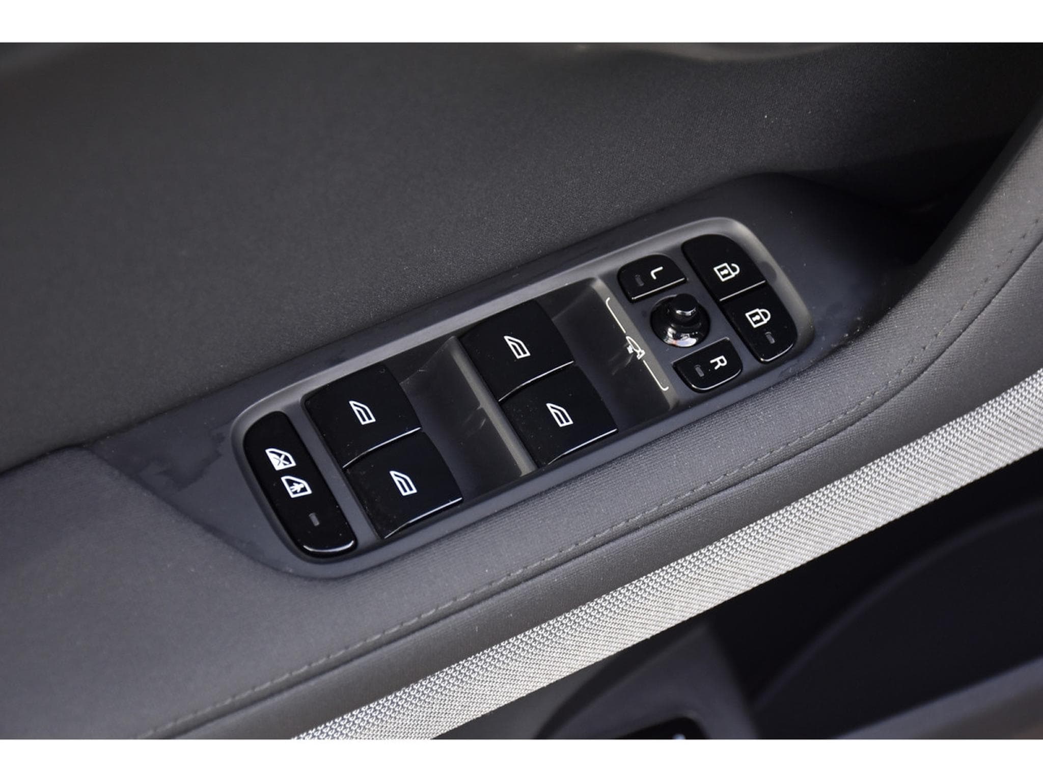 Polestar 2 82 kWh Long Range Dual Motor AWD MEMO SG CHFF CAM360 1°MAIN (2024) - Photo 23