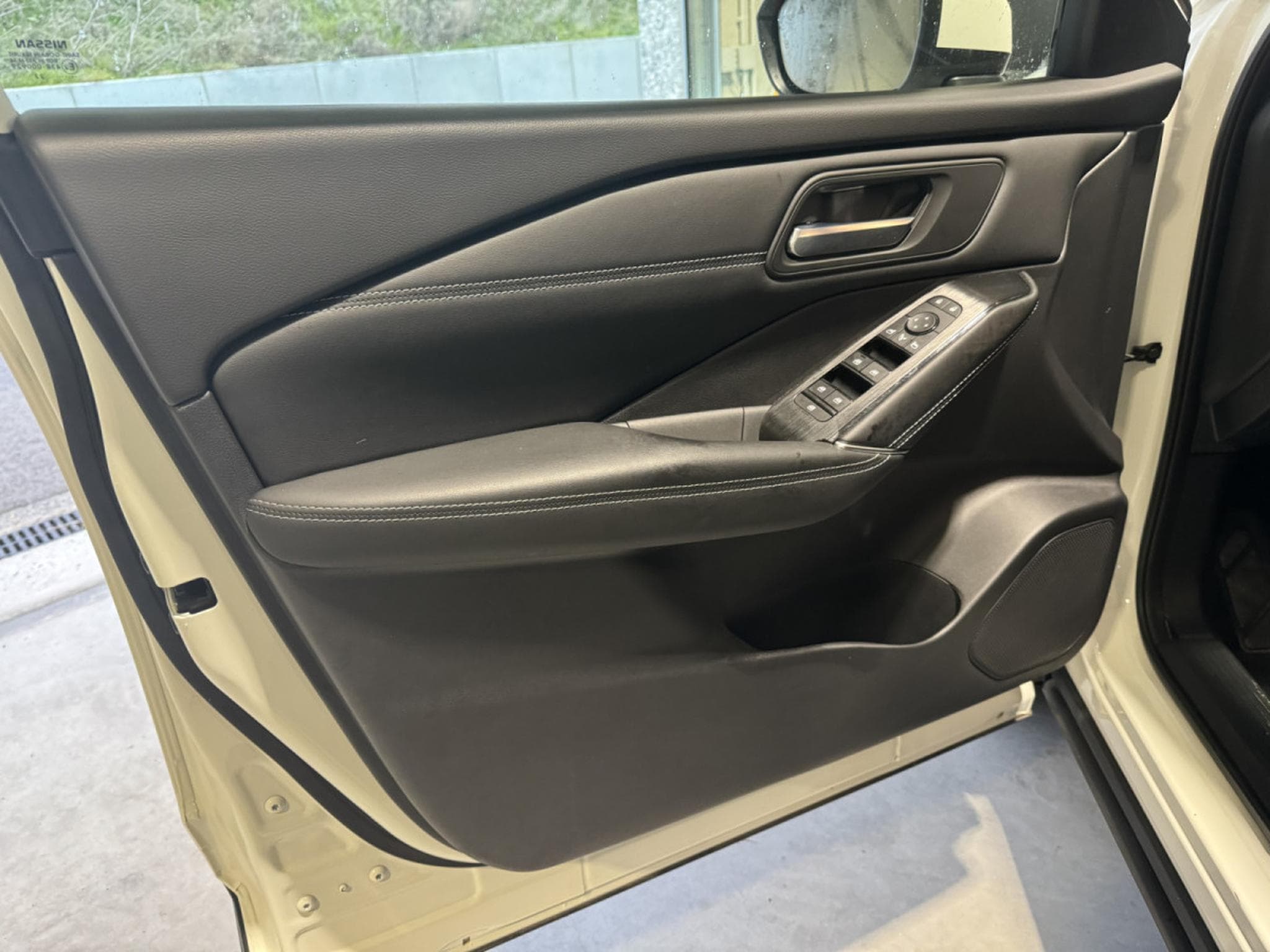 Nissan Qashqai 1.3 Mild Hybrid/Tekna+ Xtronic/1'/360°/NAVI/KEYLESS/Led (2022) - Photo 14