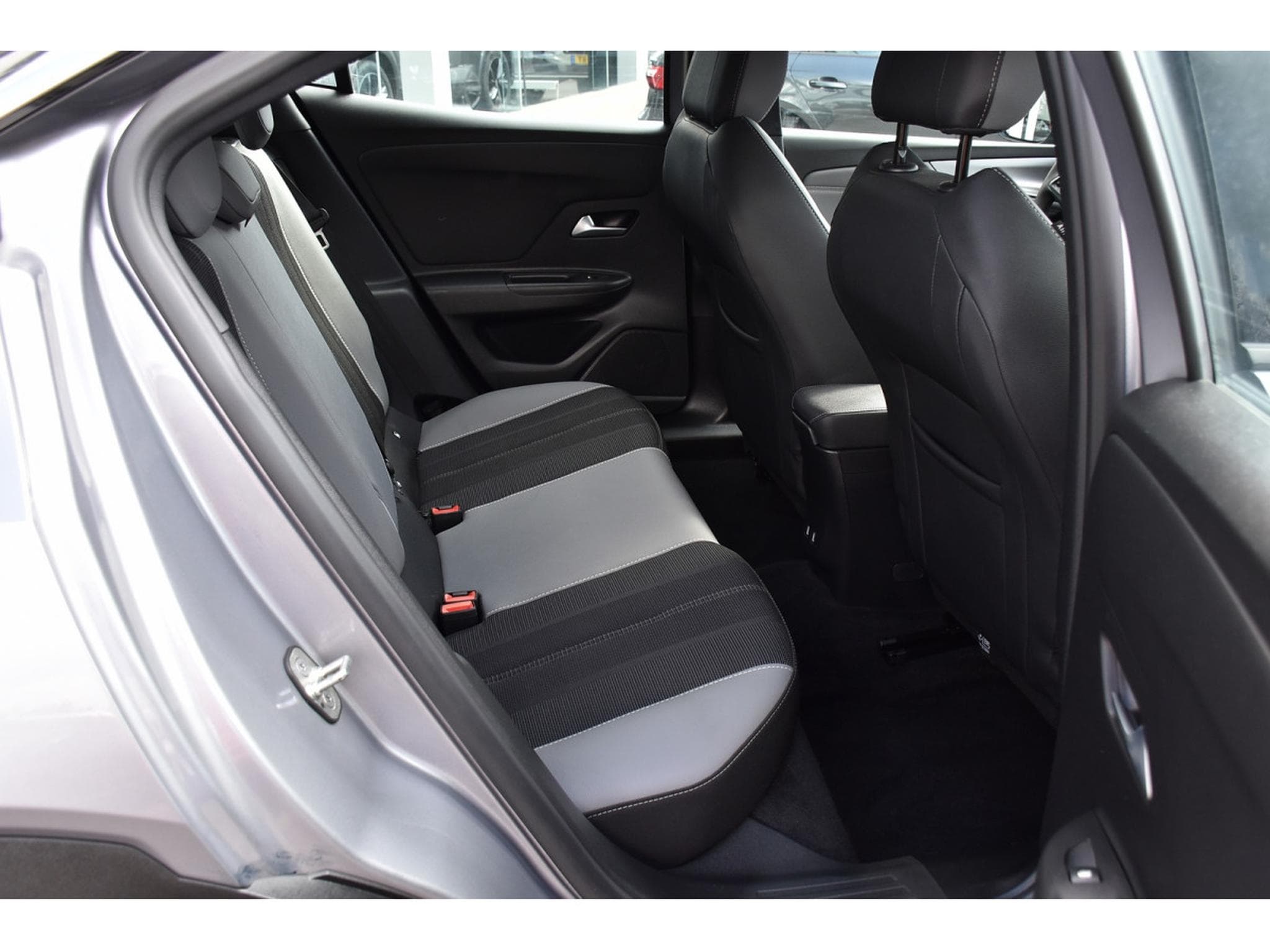 Opel Mokka 1.2 Turbo GS EAT8 SG CHFF ACC SIDE GPS CAM 1° MAIN (2024) - Photo 8