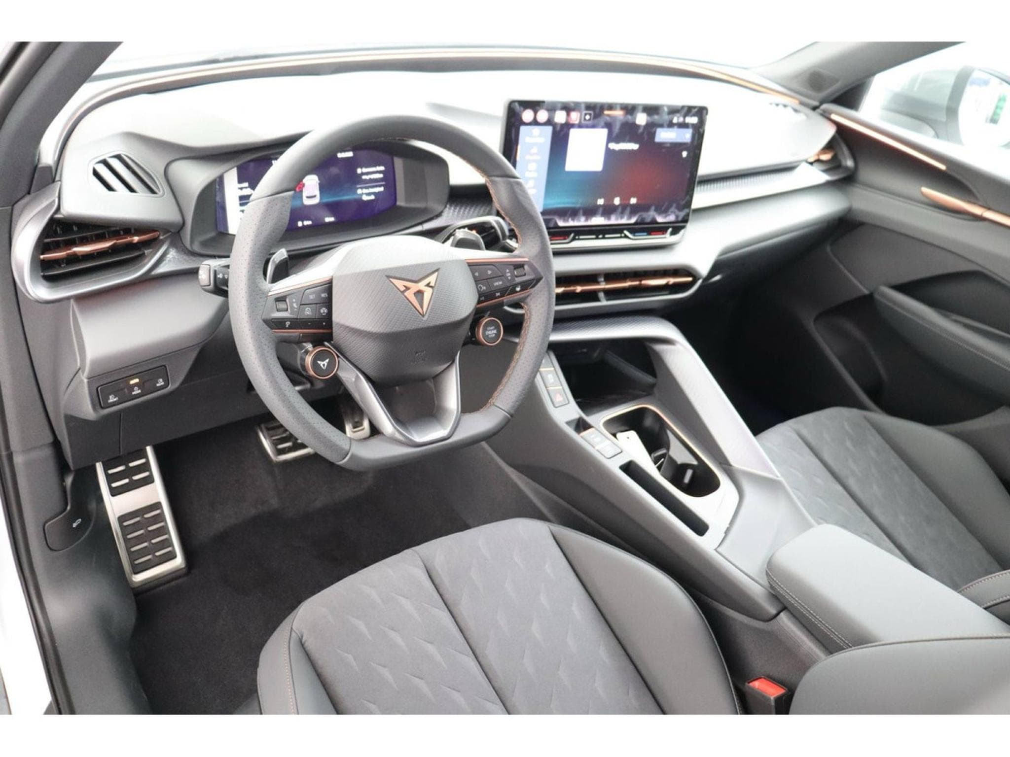 Cupra Terramar Cupra Terramar 1.5 eTSI Hybrid 150 DSG7 V (2026) - Photo 7