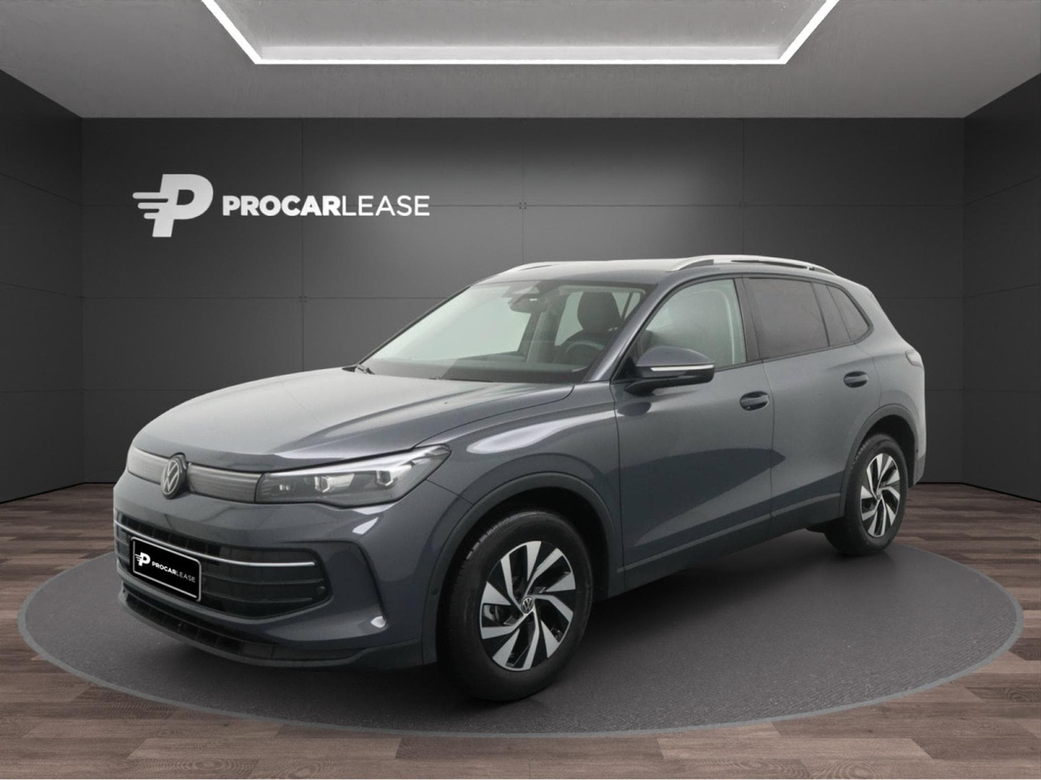 VW Tiguan Volkswagen Tiguan 1.5 eTSI 150 DSG7 Life business (2025) - Photo 1