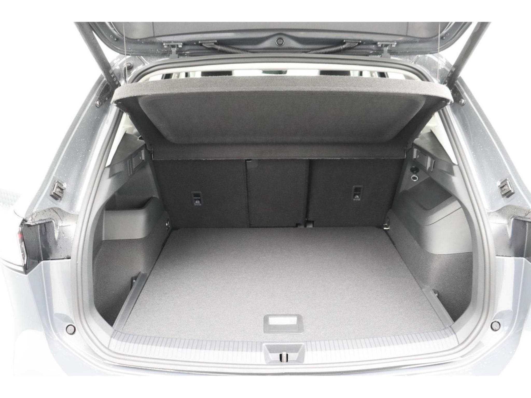 VW Tiguan Volkswagen Tiguan 1.5 eTSI 150 DSG7 Life business (2025) - Photo 12