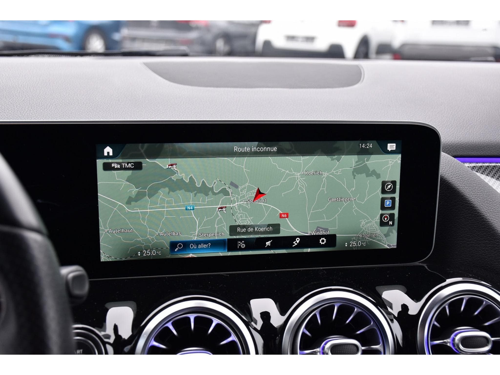 Mercedes GLA 200 CDI AMG Line 8G-Tronic GPS LANE SIDE CAM KEYLESS 1° MAIN (2021) - Photo 10
