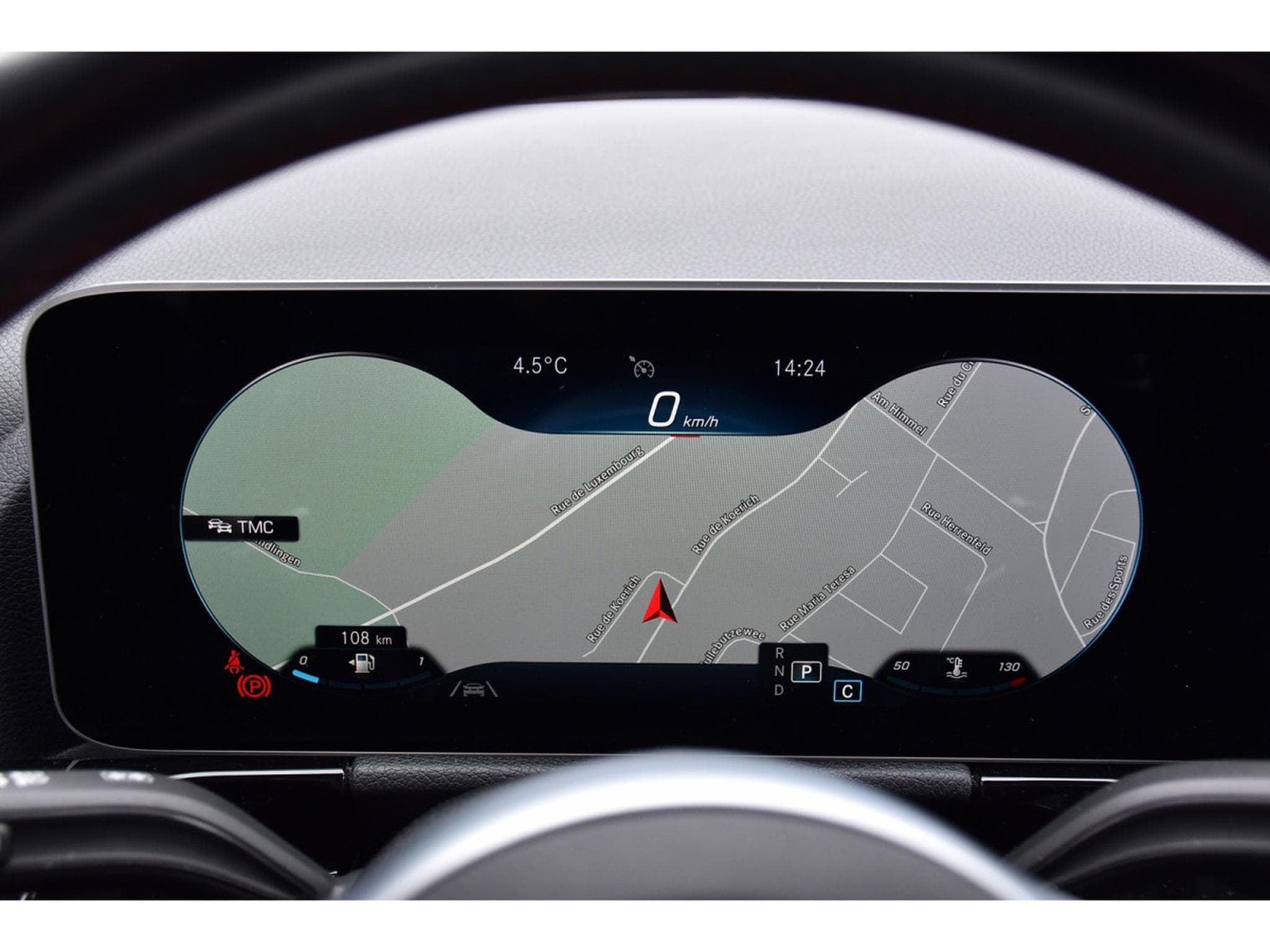 Mercedes GLA 200 CDI AMG Line 8G-Tronic GPS LANE SIDE CAM KEYLESS 1° MAIN (2021) - Photo 19