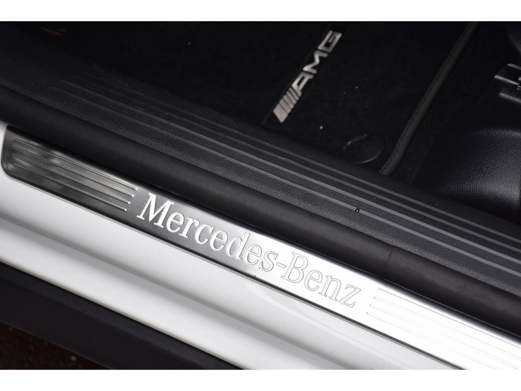 Mercedes GLA 200 CDI AMG Line 8G-Tronic GPS LANE SIDE CAM KEYLESS 1° MAIN (2021) - Photo 25