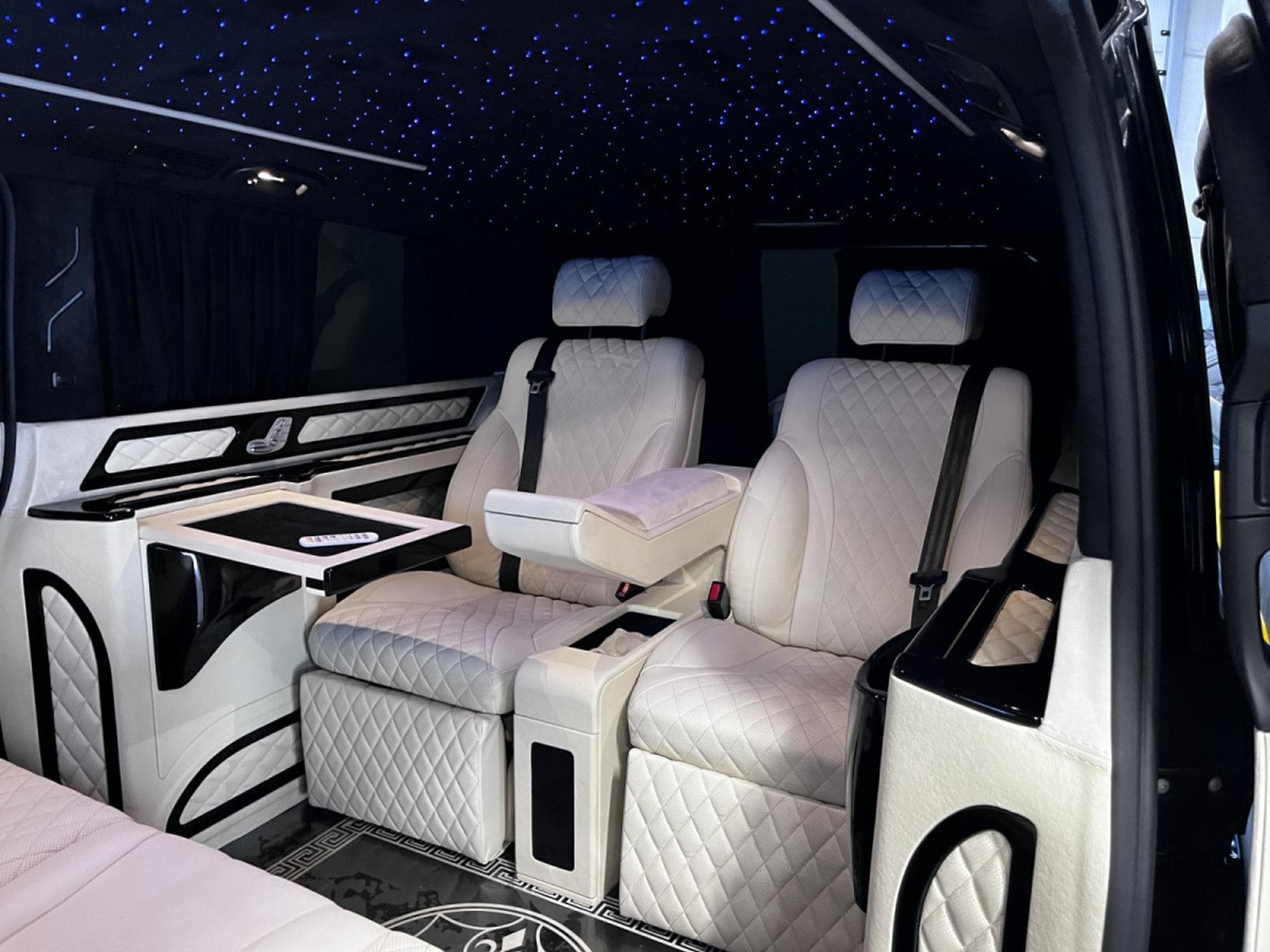 Mercedes V 250 VIP 250 D /AVANTGARDE /360°/VOLL/ (2018) - Photo 4