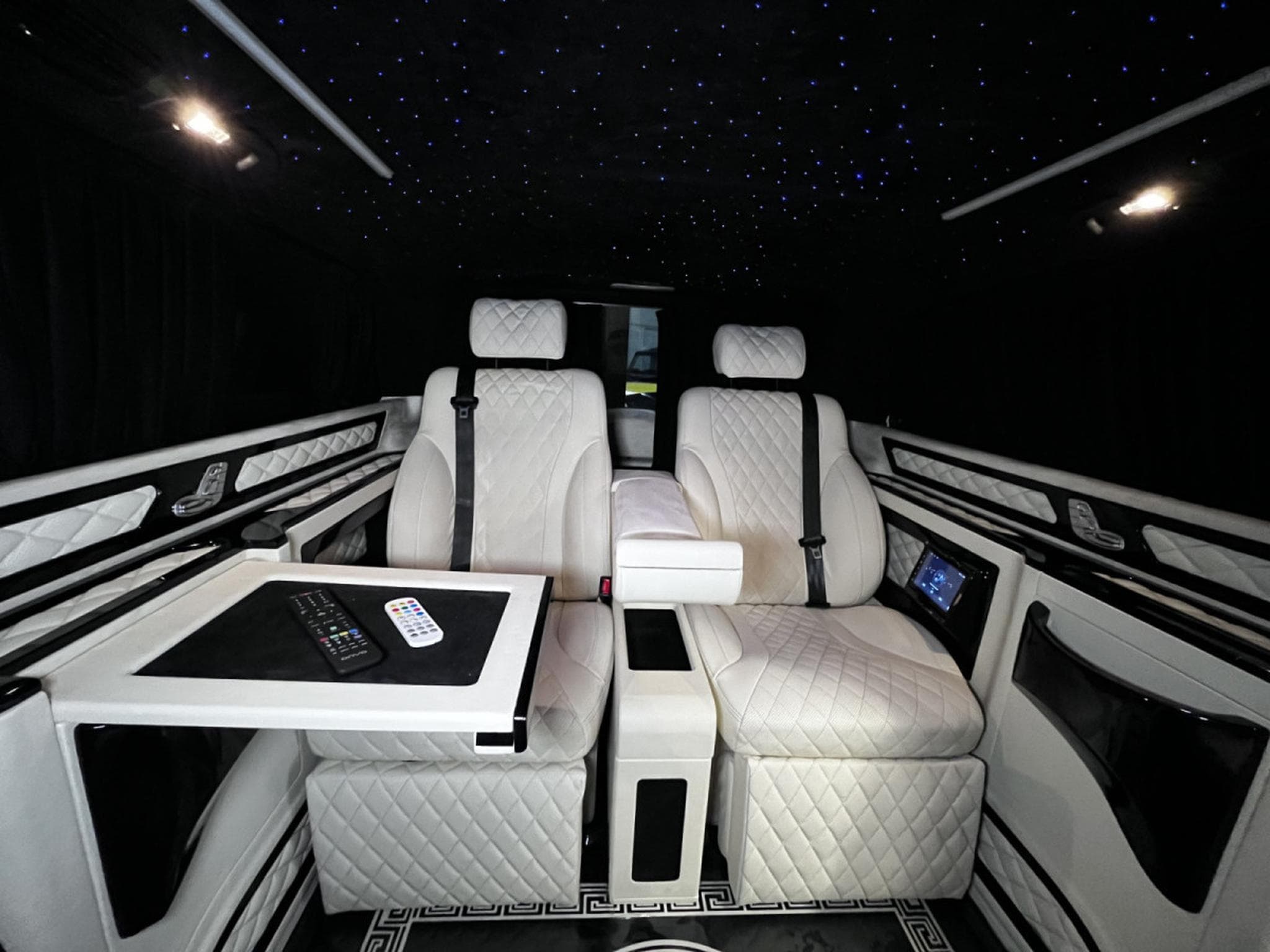 Mercedes V 250 VIP 250 D /AVANTGARDE /360°/VOLL/ (2018) - Photo 8