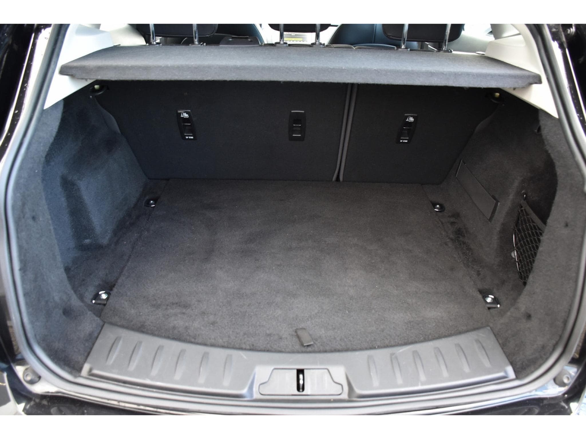 Jaguar E-Pace P200 AWD Aut. S CUIR MERIDIAN LANE GPS CAM JA19 1° MAIN (2020) - Photo 22