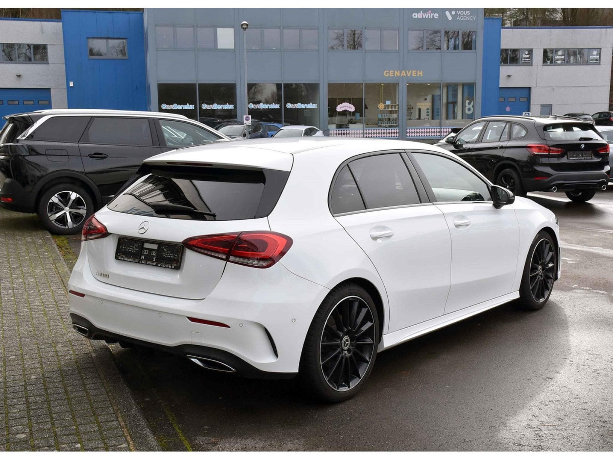 Mercedes A 200 AMG Line 7G-Tronic NIGHT CAM ALU19 1° MAIN (2020) - Photo 4