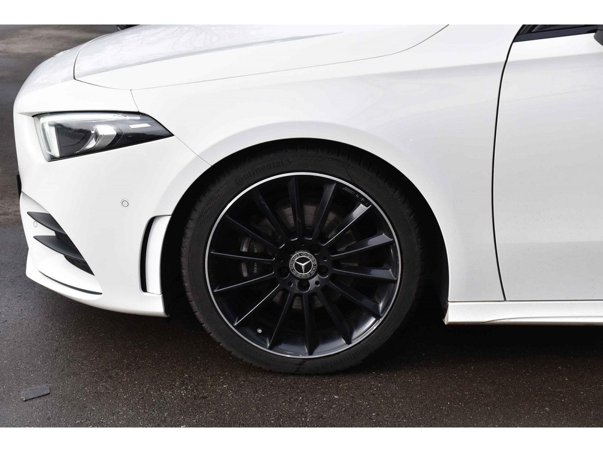 Mercedes A 200 AMG Line 7G-Tronic NIGHT CAM ALU19 1° MAIN (2020) - Photo 5