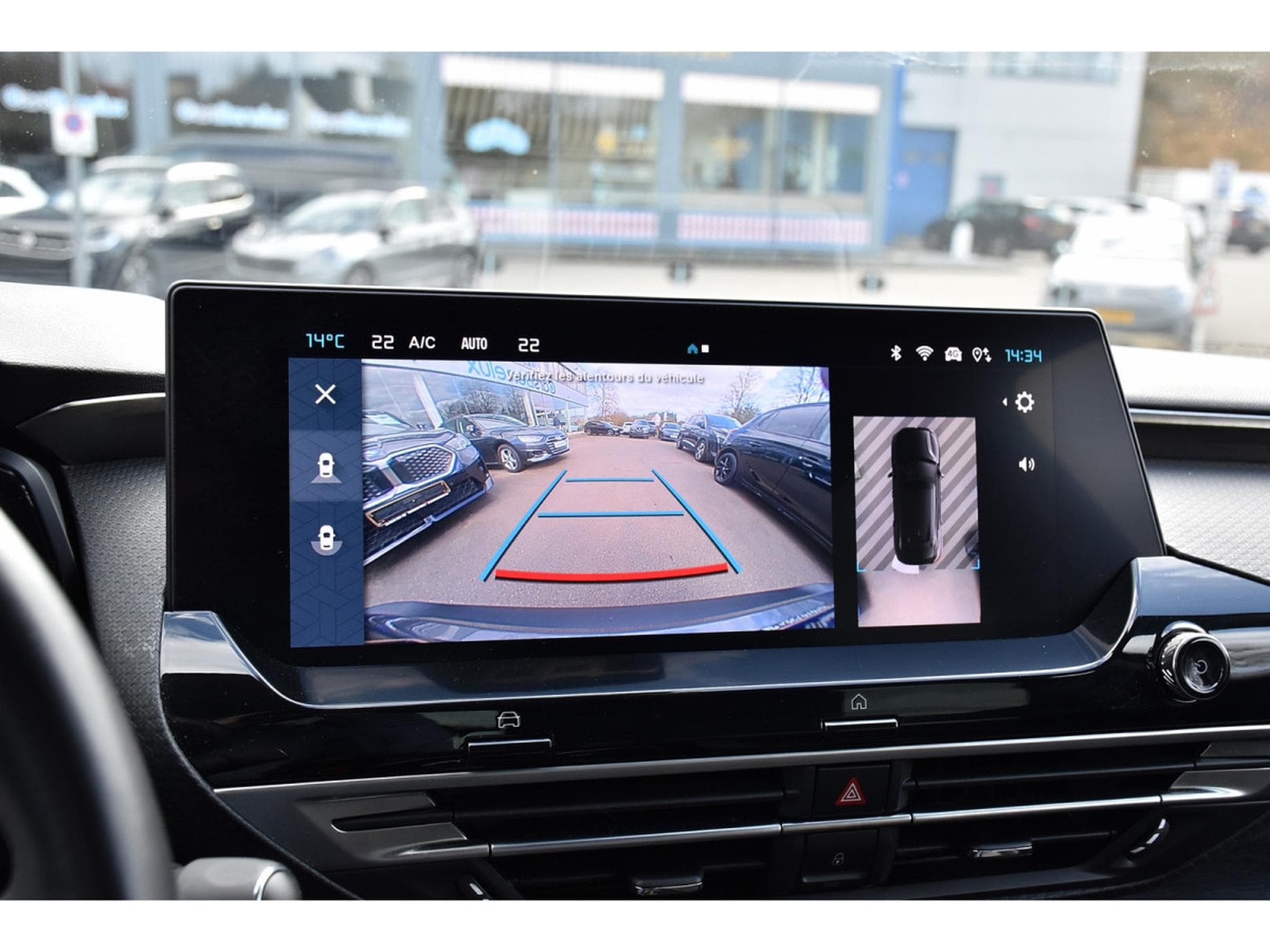 Citroën C5 X 1.2 PureTech PLUS EAT8 CUIR ACC HUD LANE 1° MAIN (2024) - Photo 16