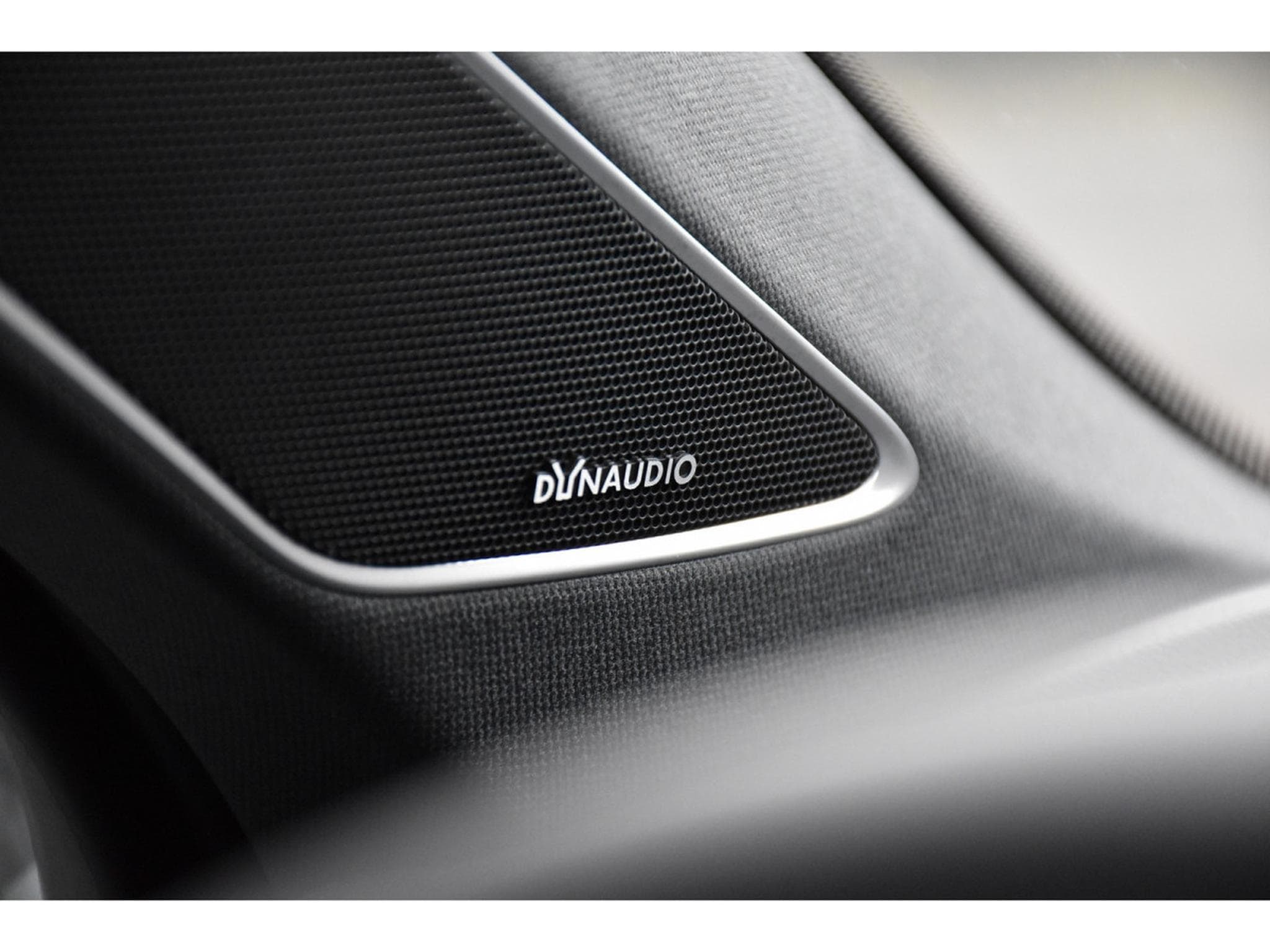 VW Touareg 3.0 TDI 4Motion R-Line Tip. SUSP PNEU PANO CUIR MEMO CHFF AD (2025) - Photo 17