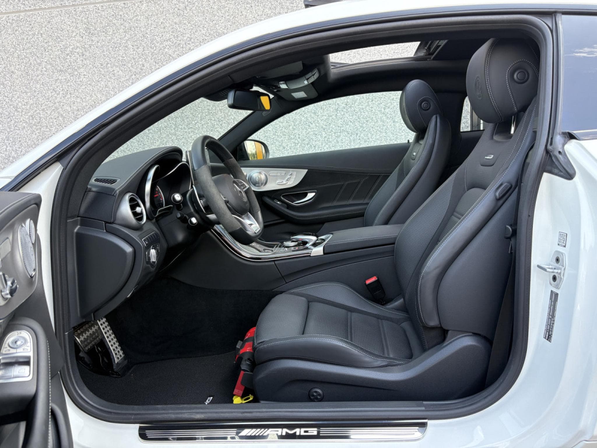 Mercedes C 63 AMG Mercedes C 63 S AMG Speedshift/CARBON/PANO/VOLL (2017) - Photo 5