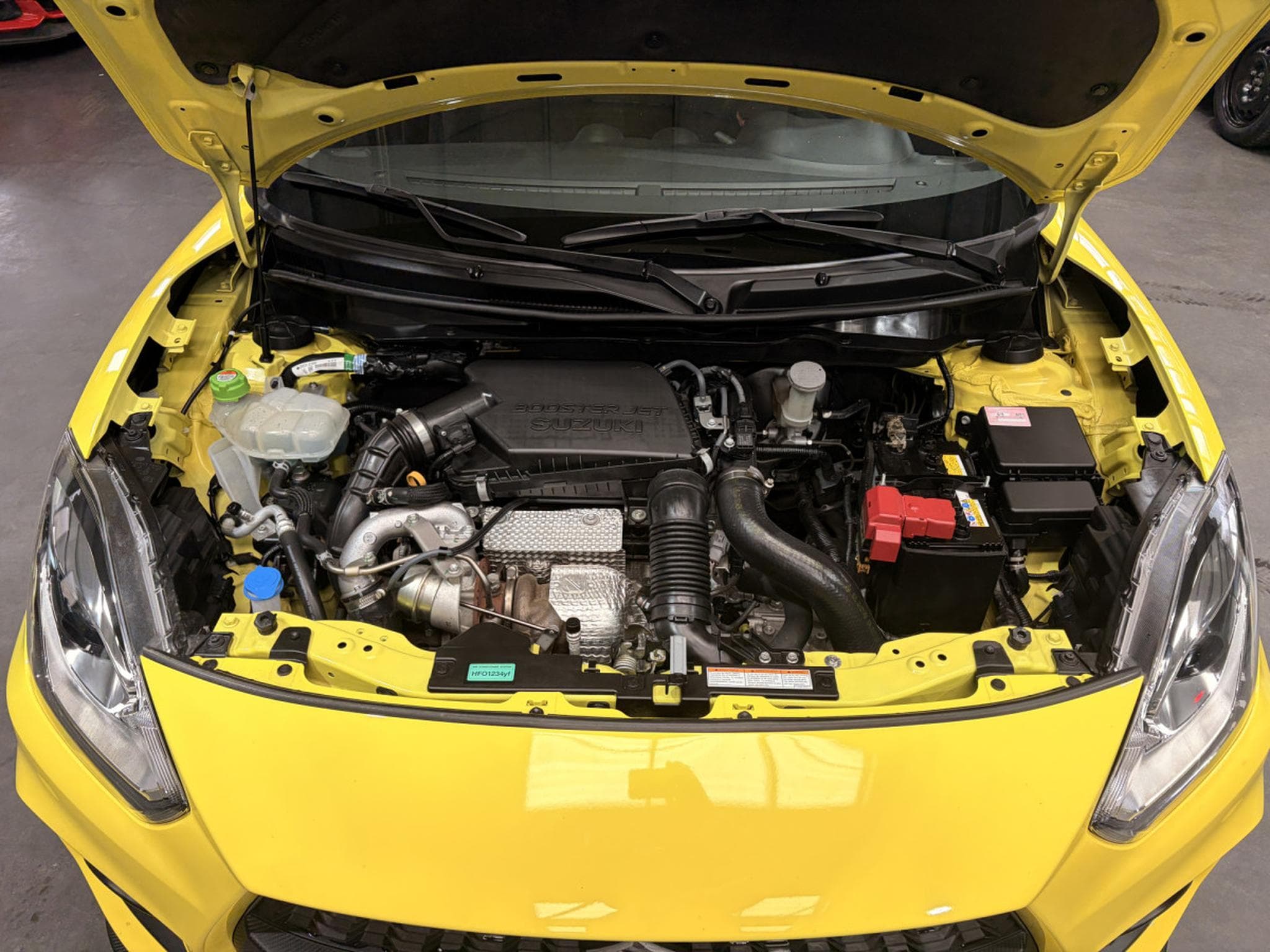 Suzuki Swift Sport 1.4 Essence 129HP (2021) - Foto 12