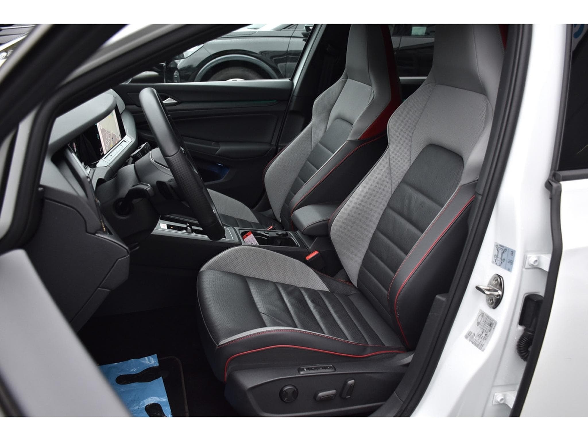 VW Golf GTI 2.0 TSI DSG CUIR MEMO HARMAN ACC TRAVEL GPS (2021) - Foto 6