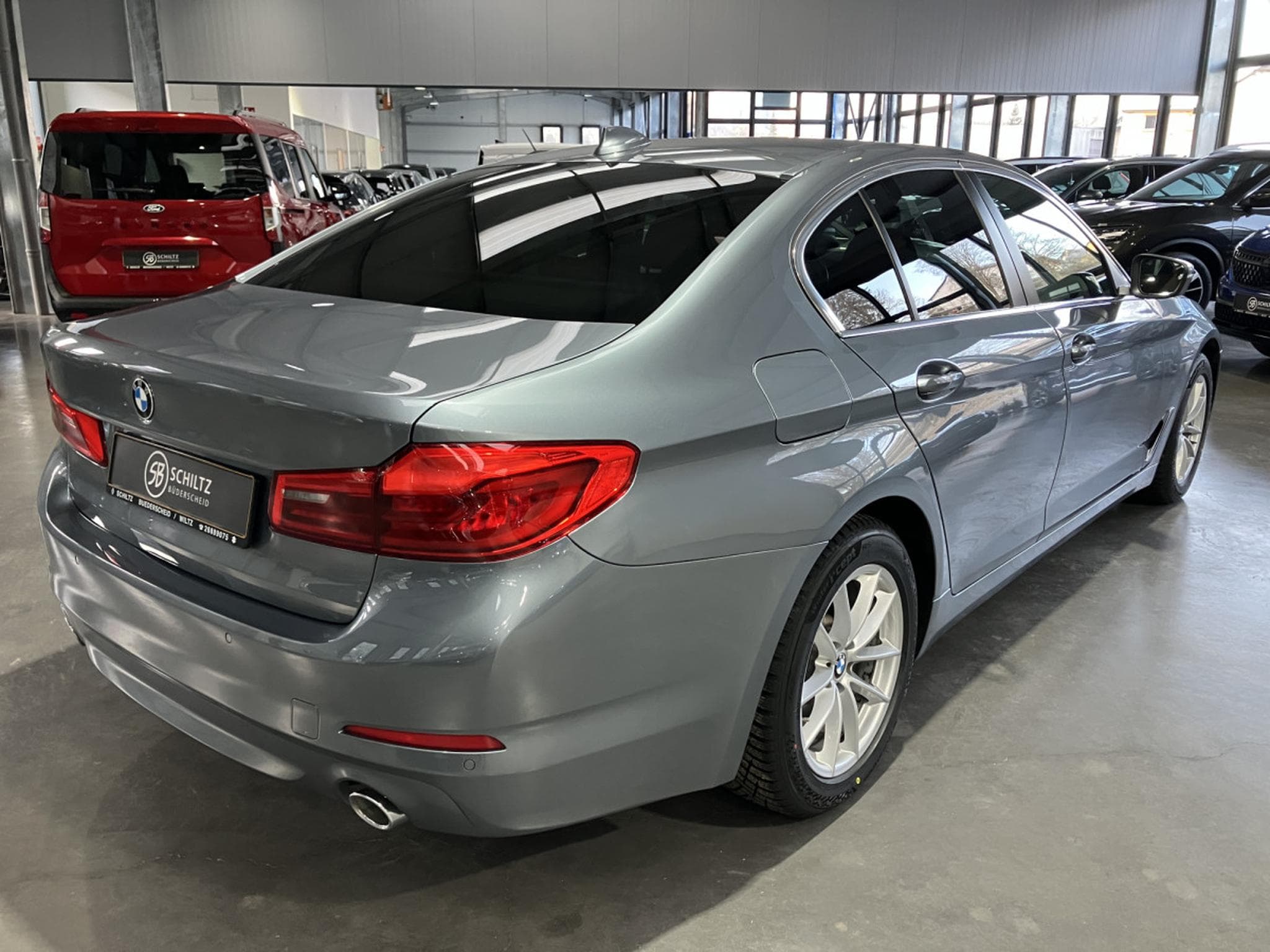 BMW 520 i 2.0 Essence 184 HP AUTO (2019) - Foto 3