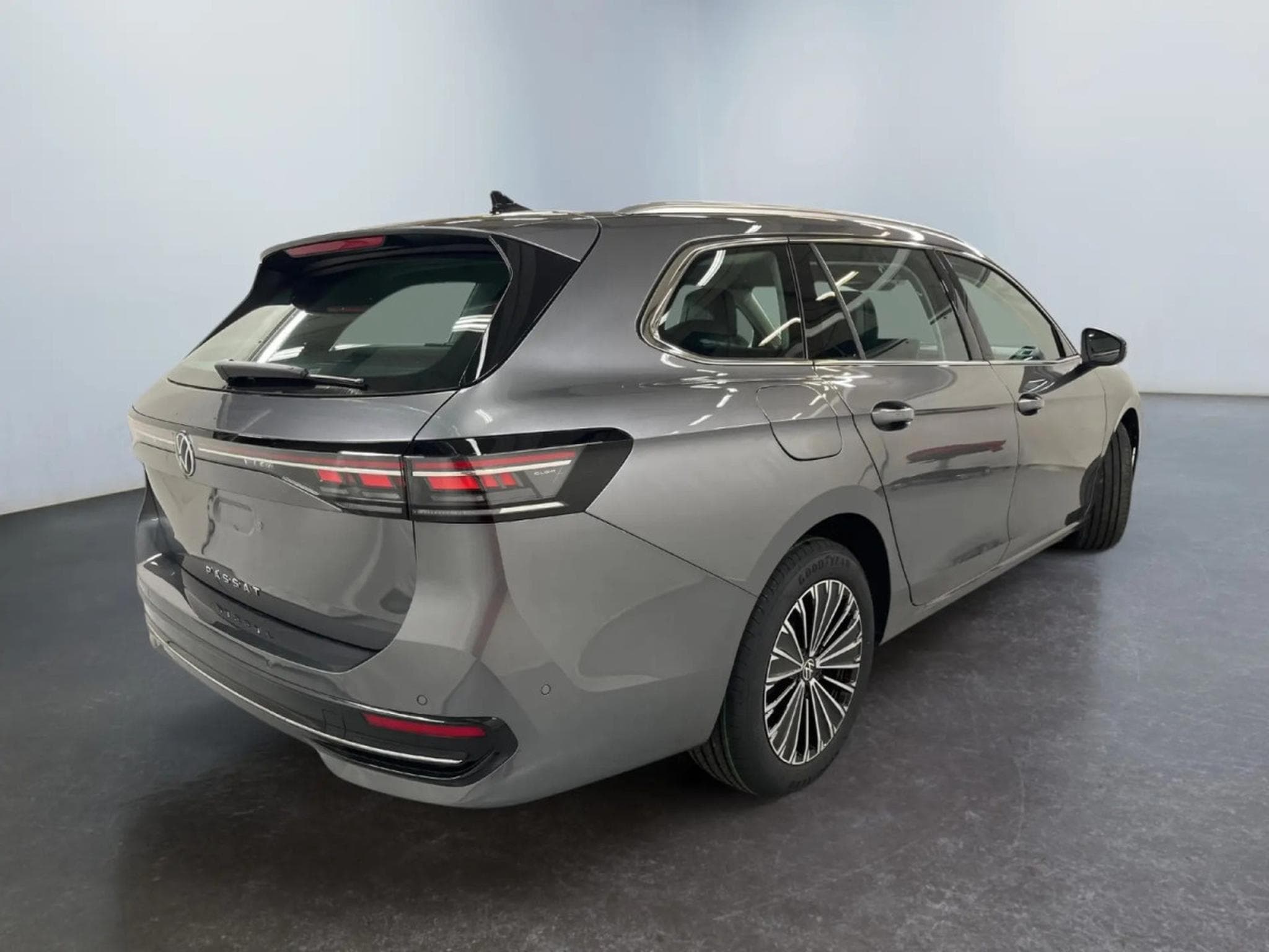 VW Passat Elegance 2.0 TDI 110kw-150CV DSG7 - jantes 17" -  Camera - (2026) - Photo 8