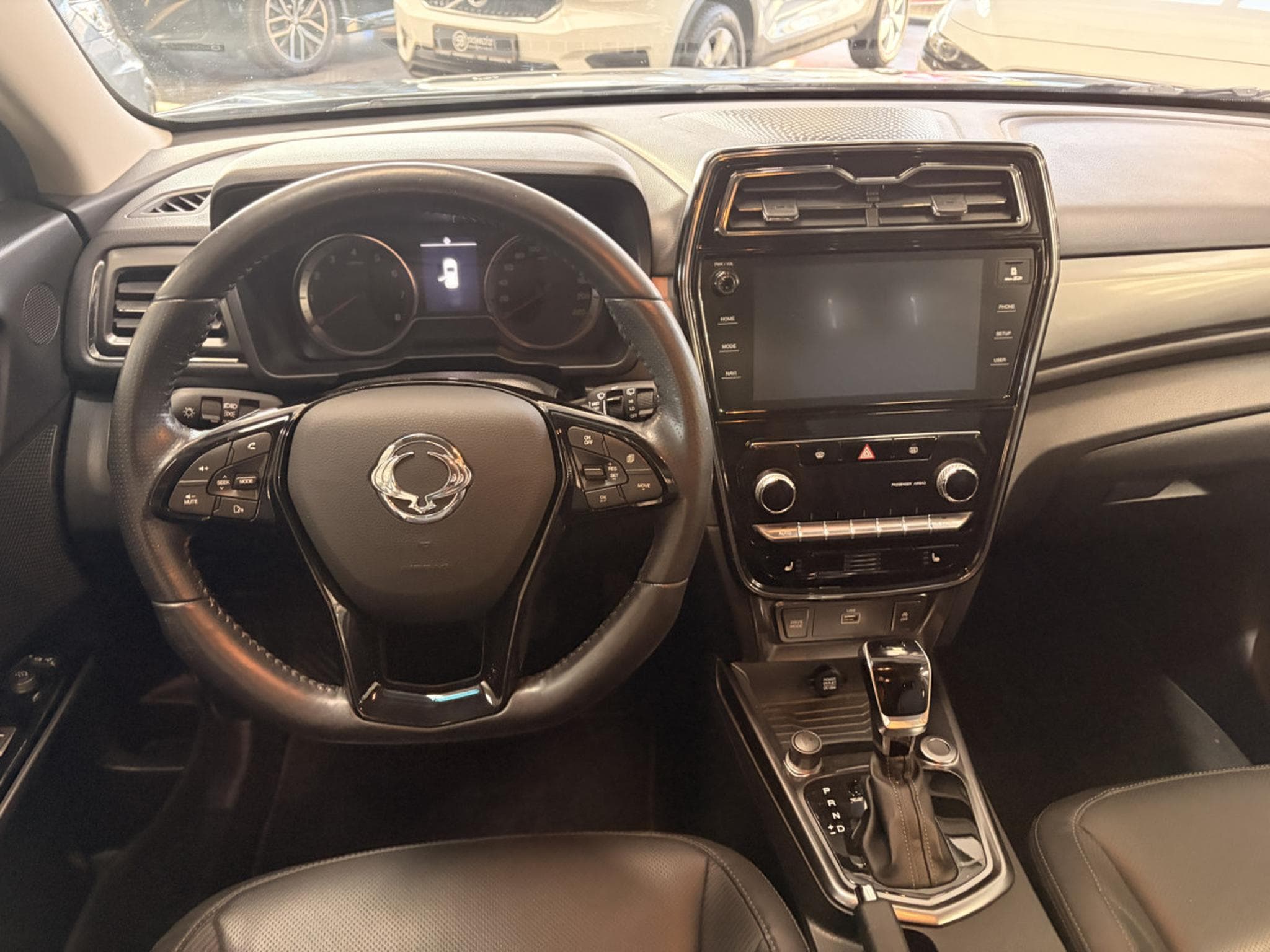 Ssangyong Tivoli 1.5 T-GDi AUTO (2020) - Foto 10