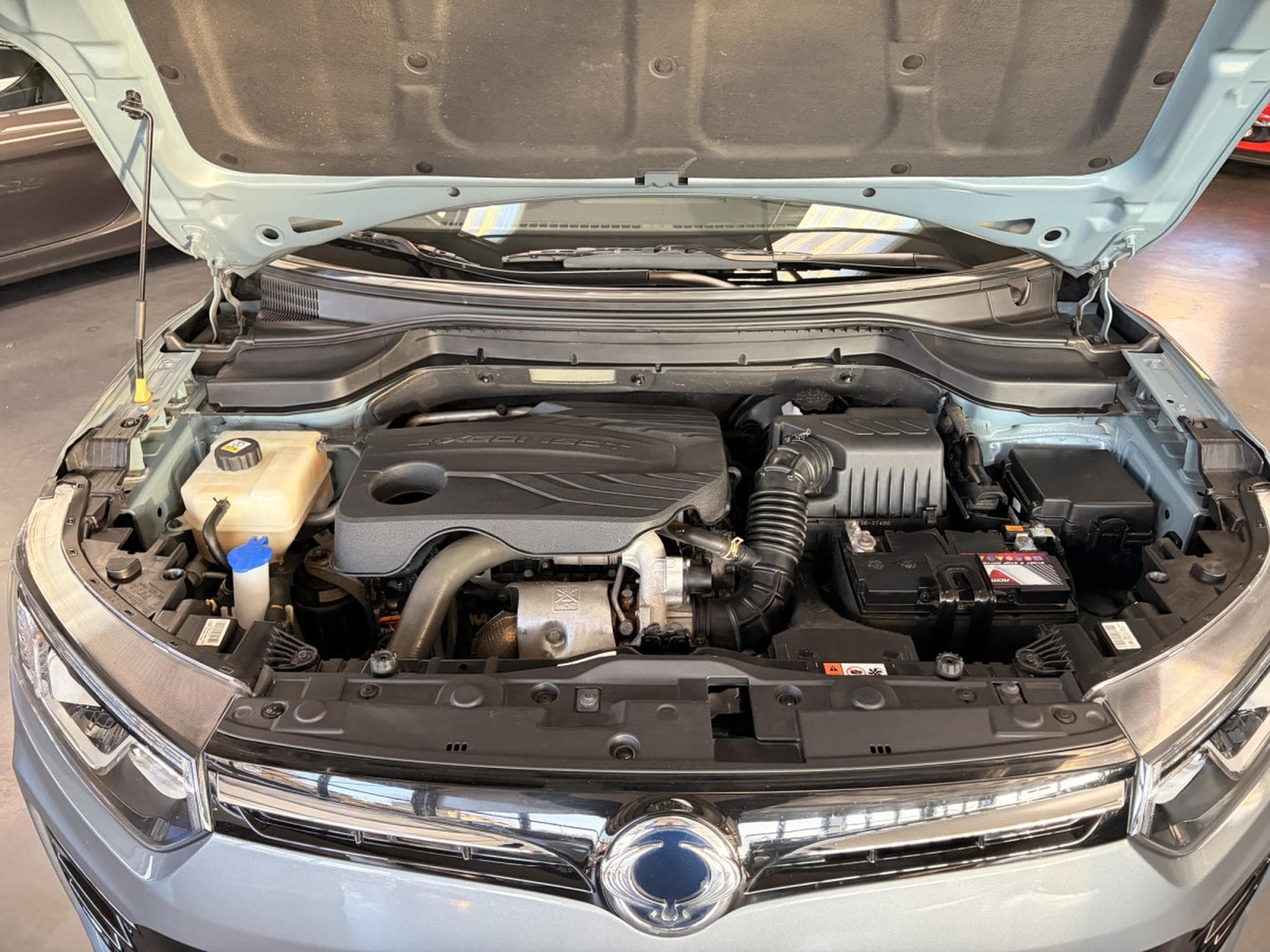 Ssangyong Tivoli 1.5 T-GDi AUTO (2020) - Foto 12