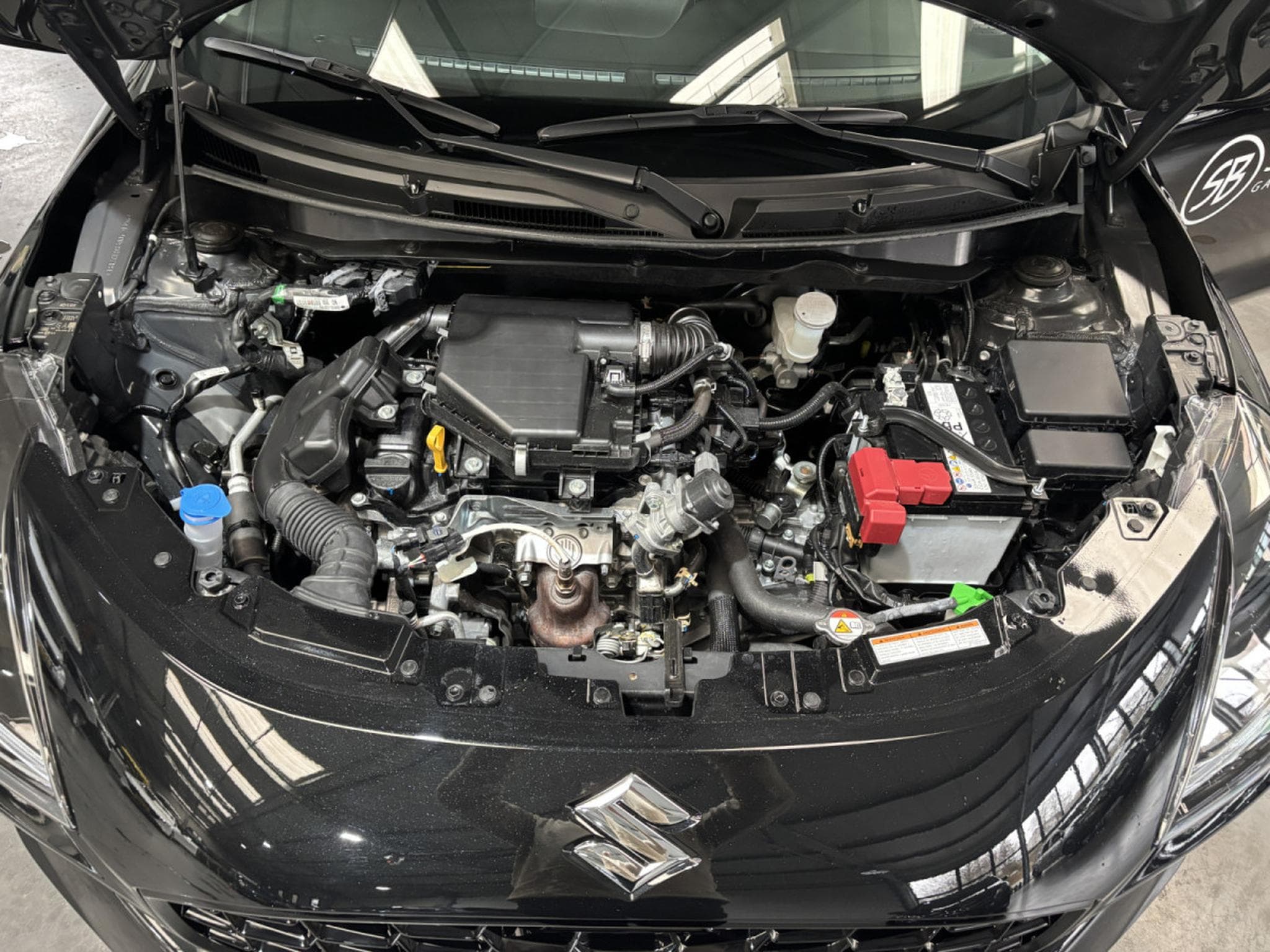 Suzuki Swift 1.2 GL+ (2025) - Photo 9