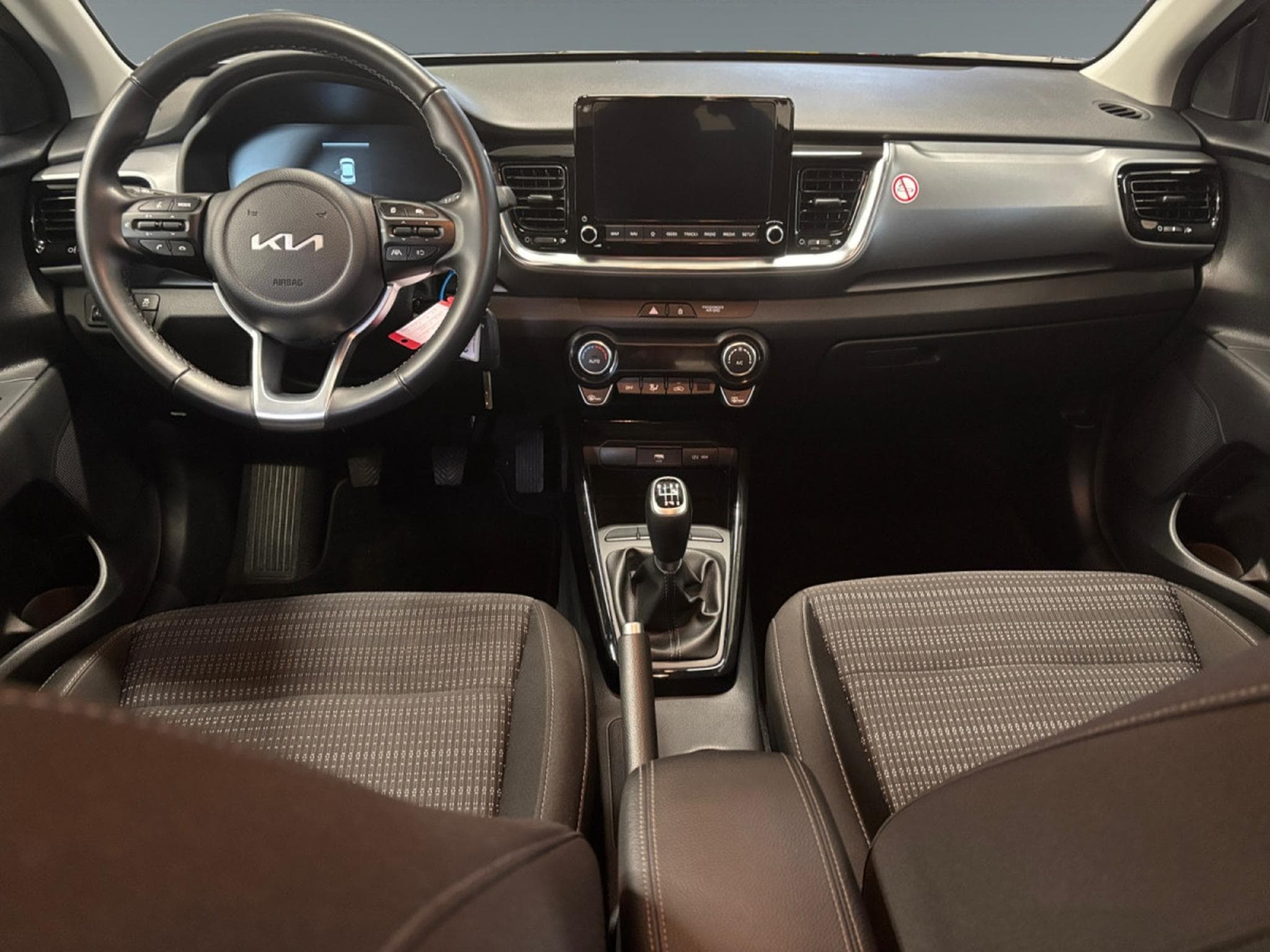 Kia Stonic Pulse 1.0T ISG (2024) - Foto 11