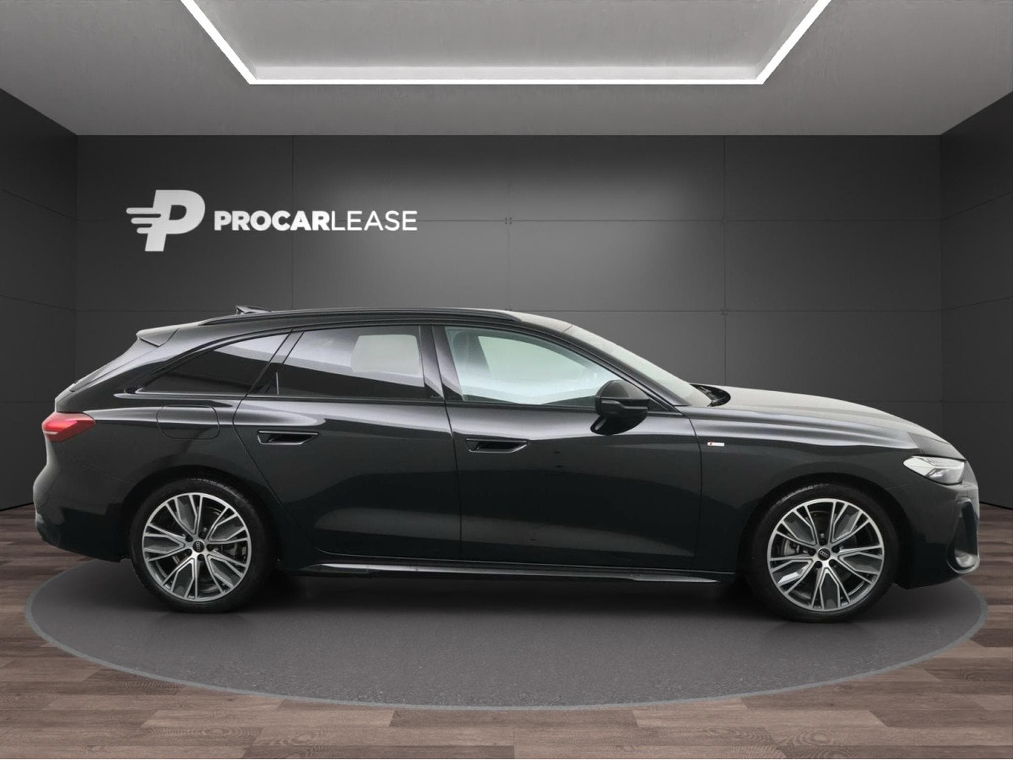 Audi A5 Audi A5 Avant TFSI  S tronic 7 S Line/19”/ (2025) - Photo 3