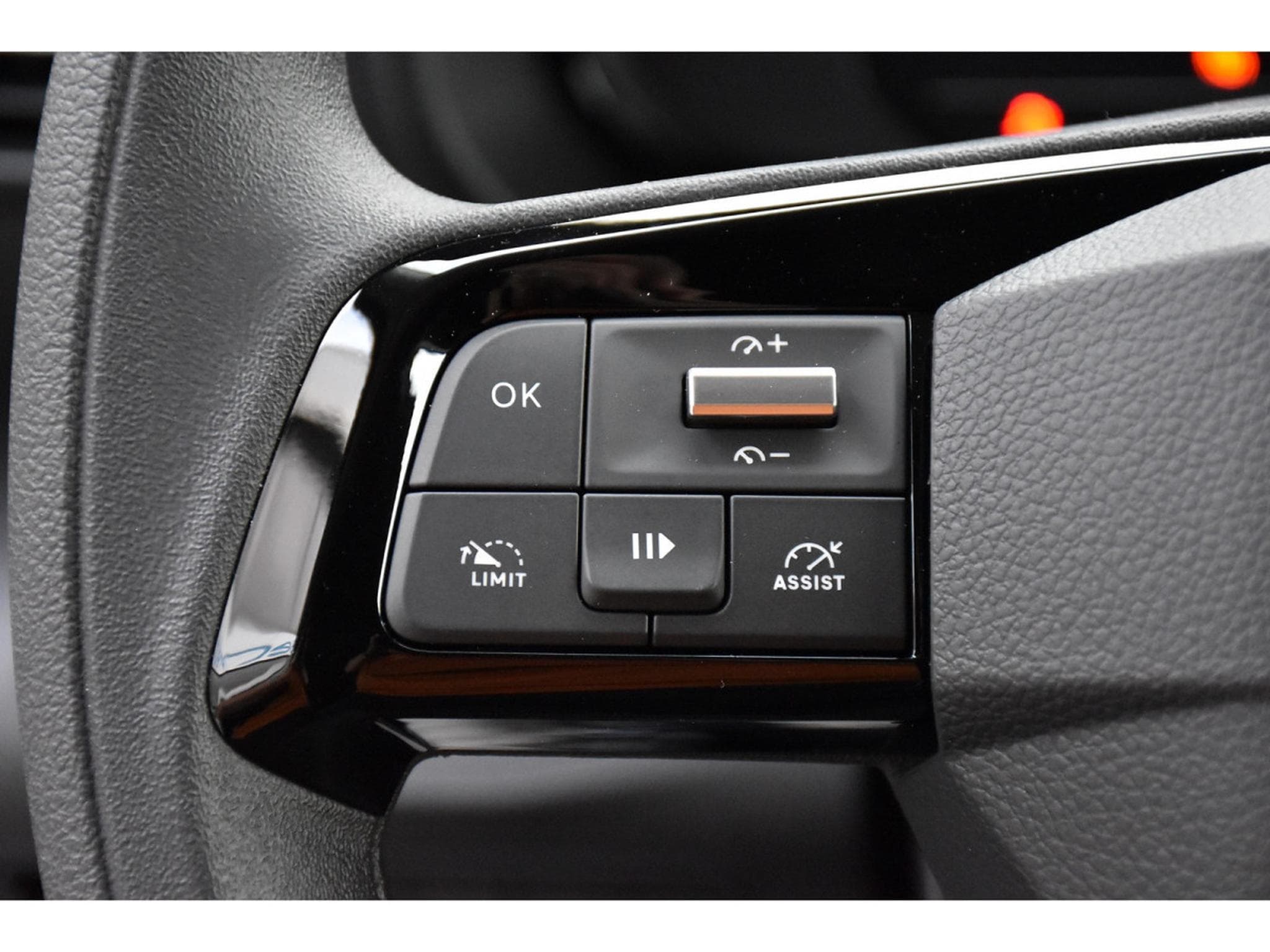 Citroën Berlingo 1.5 BlueHDI 100 CLIMA REGUL LANE CAM KEYLESS NEUF (2025) - Foto 17