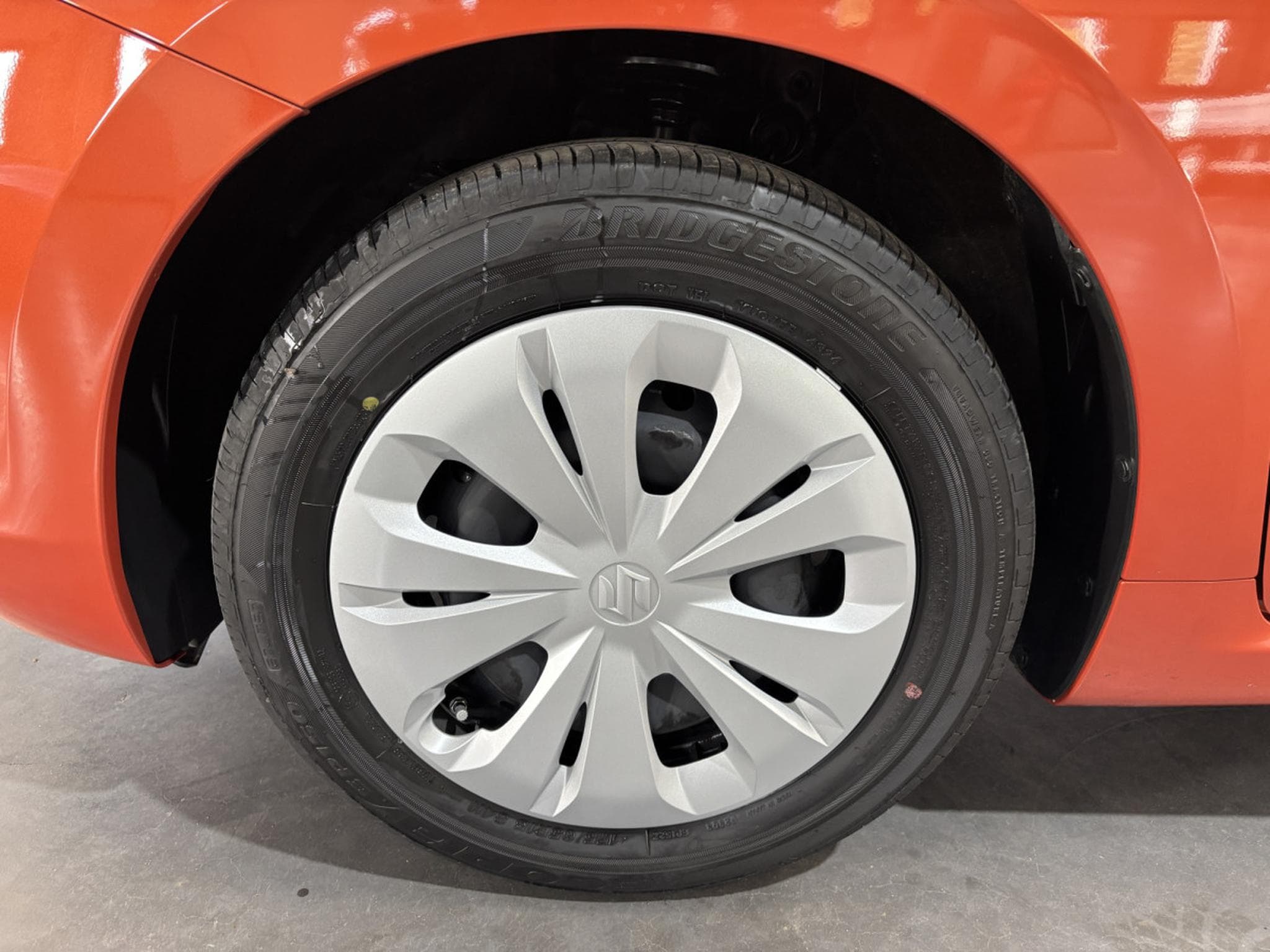 Suzuki Swift 1.2 GL MildHybrid (2025) - Photo 8