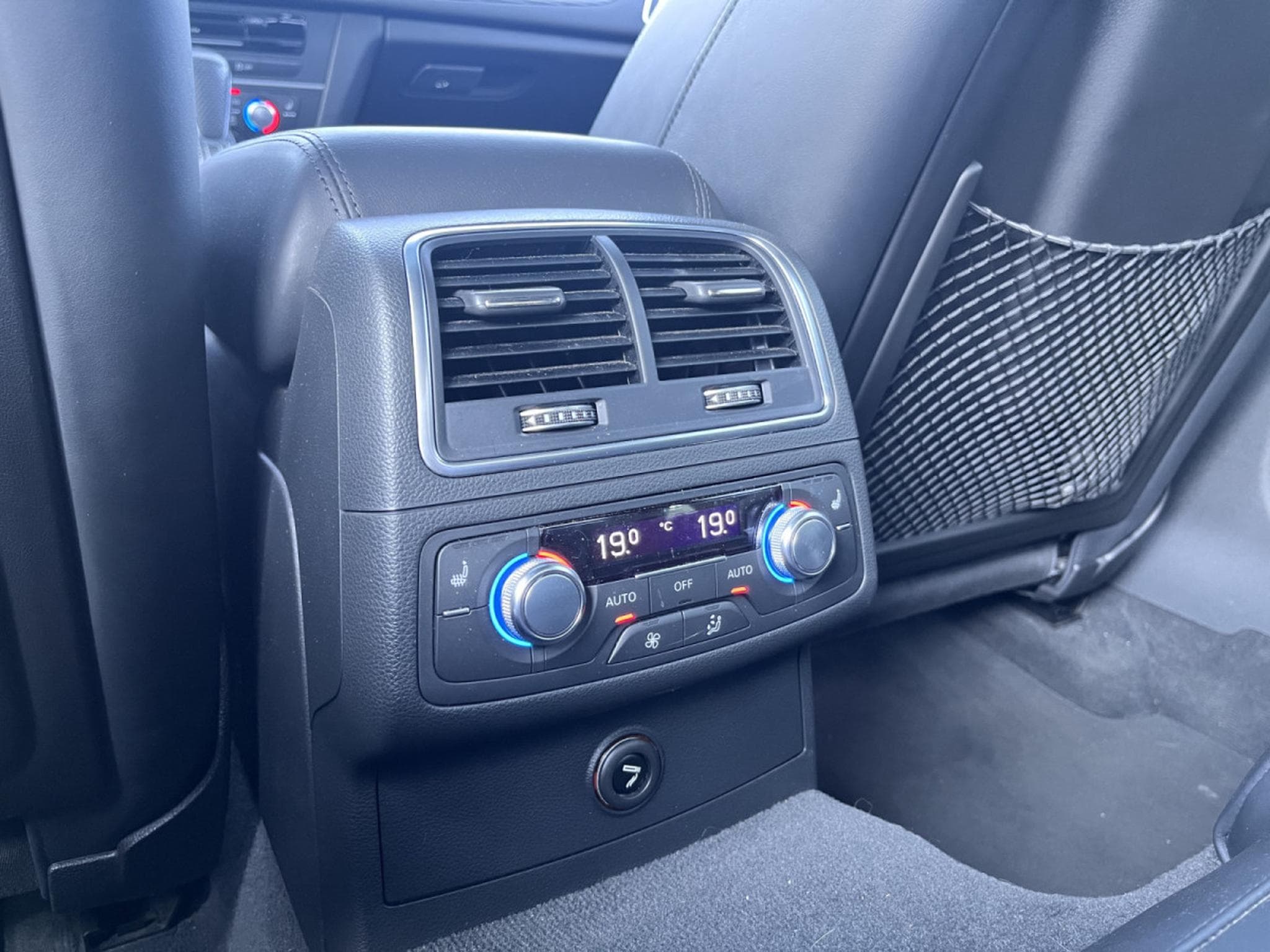 Audi A6 3.0 BiTDI COMPETITION / 3x S-LINE /  ALCANTARA/ SCHIEBEDACH (2016) - Photo 18