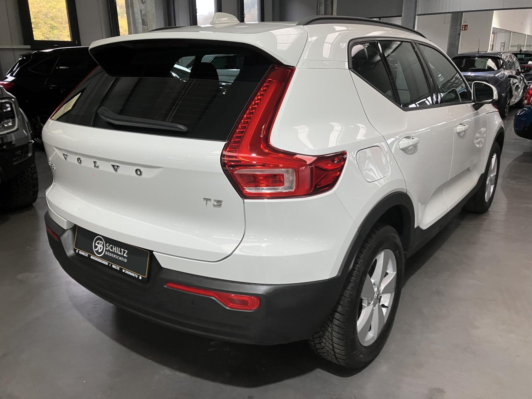 Volvo XC40 1.5 T3 Momentum (2022) - Photo 3
