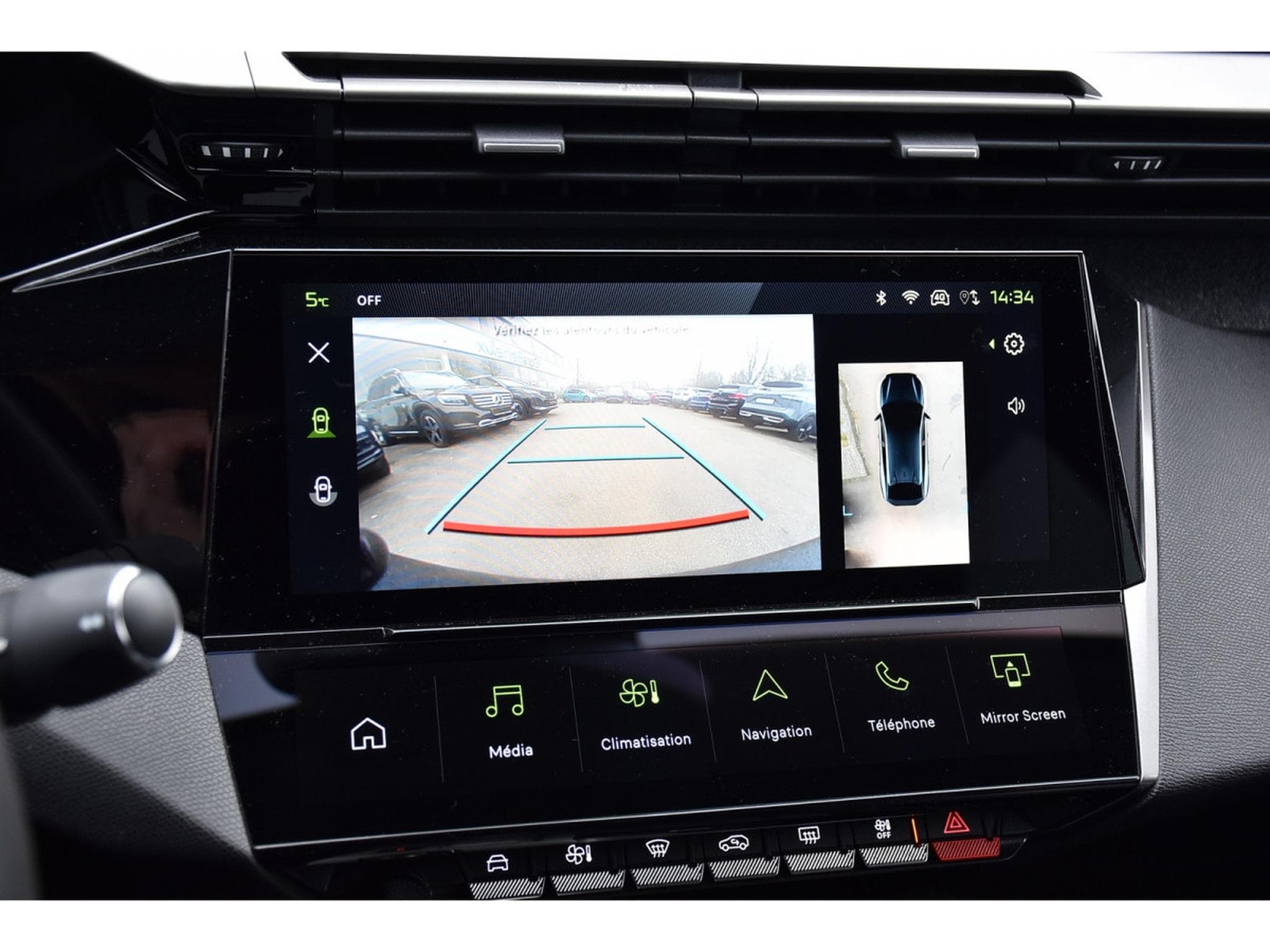 Peugeot 408 1.2 PureTech Allure EAT8 ACC LANE GPS CAM 1° MAIN (2024) - Photo 18