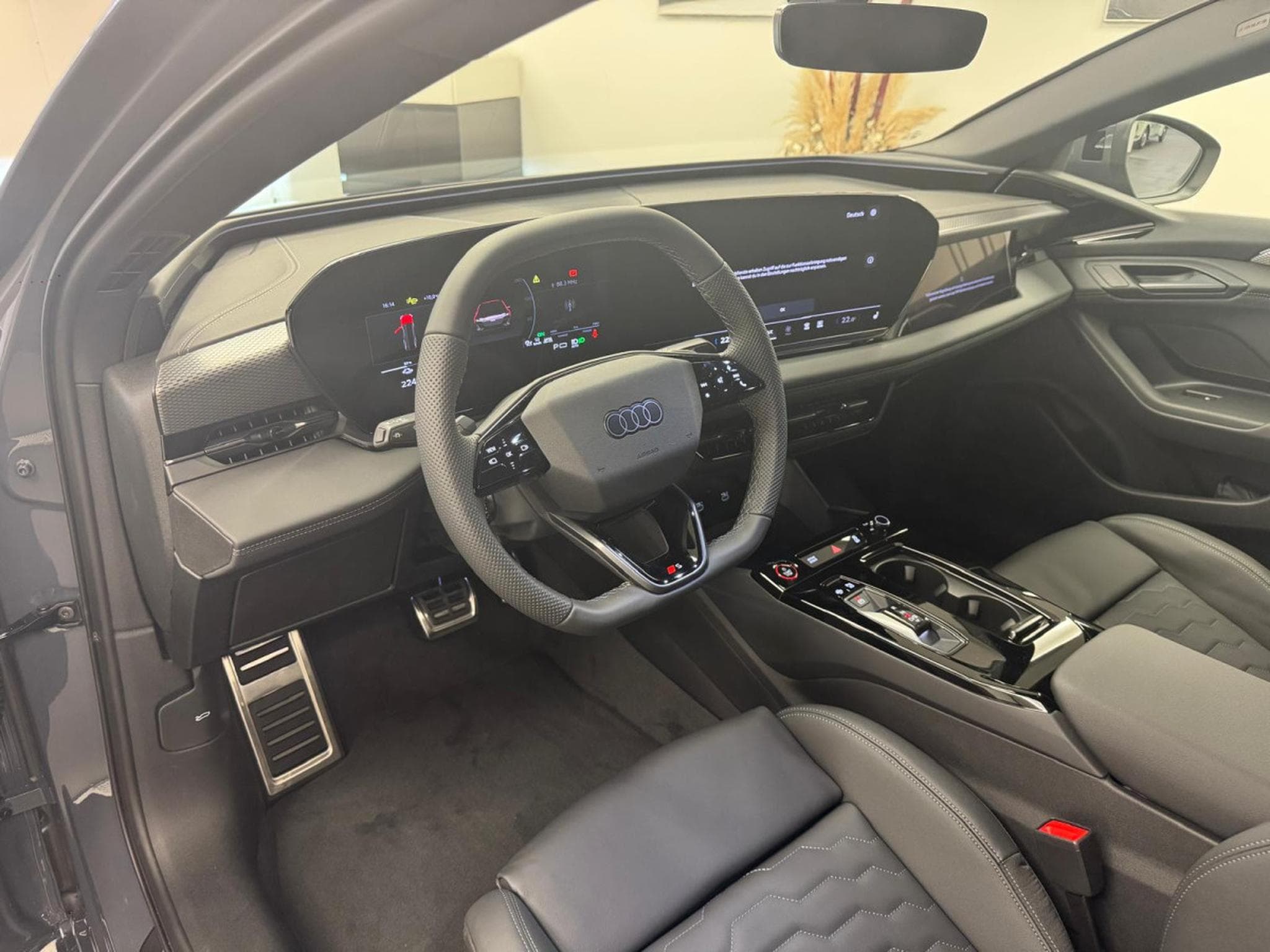 Audi A6 e-tron Sportback performance 270kW / 367ch (2025) - Photo 4