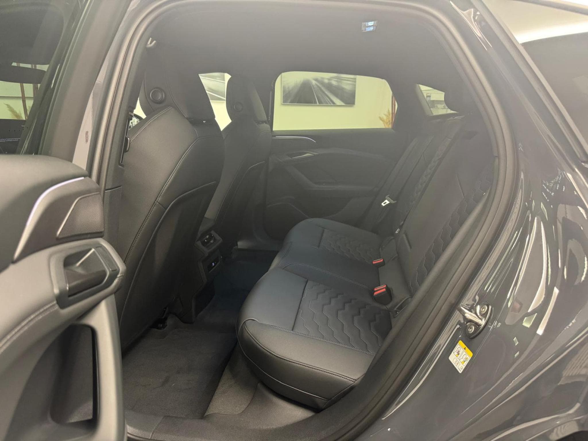 Audi A6 e-tron Sportback performance 270kW / 367ch (2025) - Photo 6