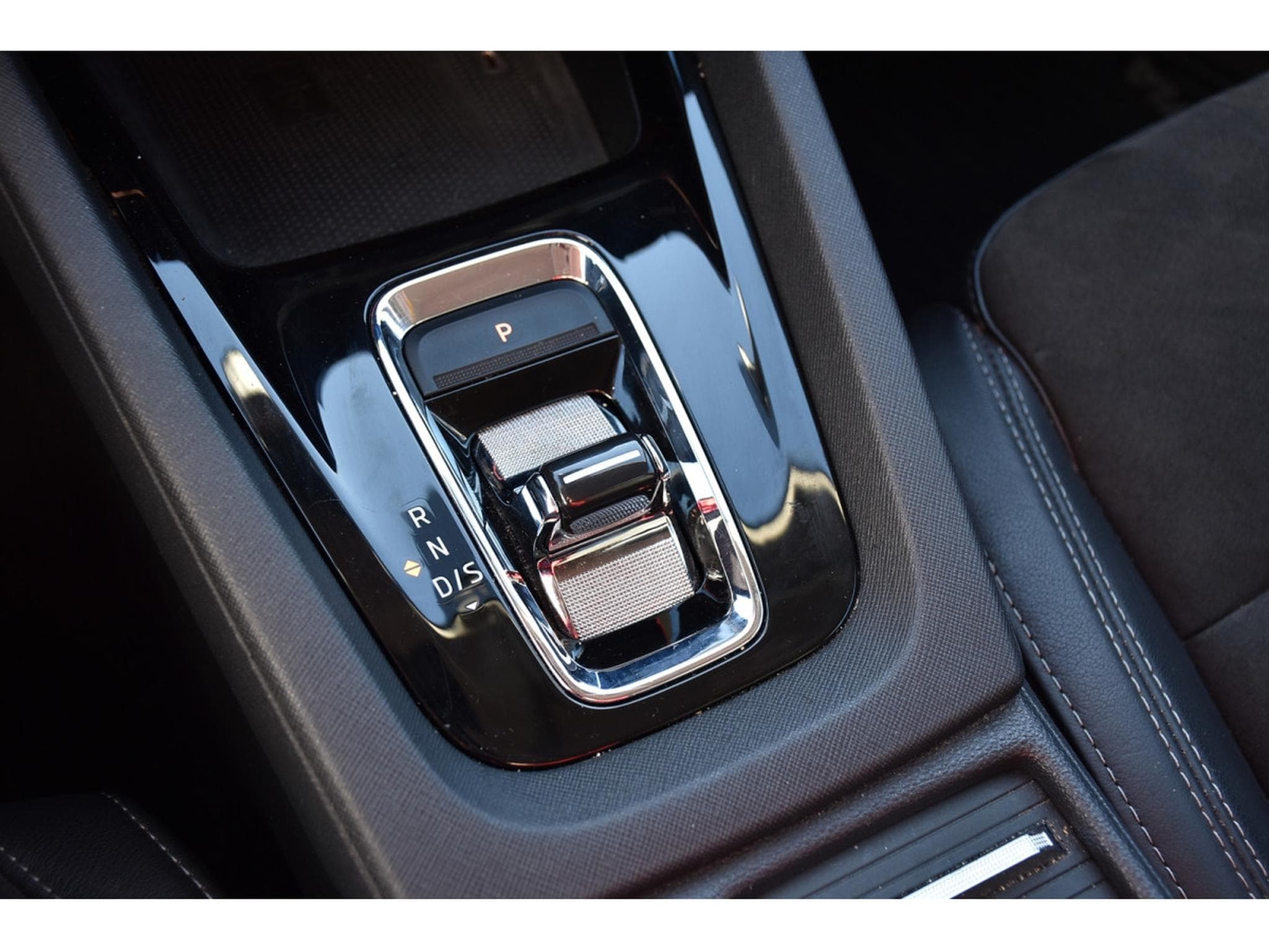 Skoda Octavia Combi 2.0 TDI Style DSG MEMO CANTON SIDE CAM ATT RMQ (2020) - Photo 21