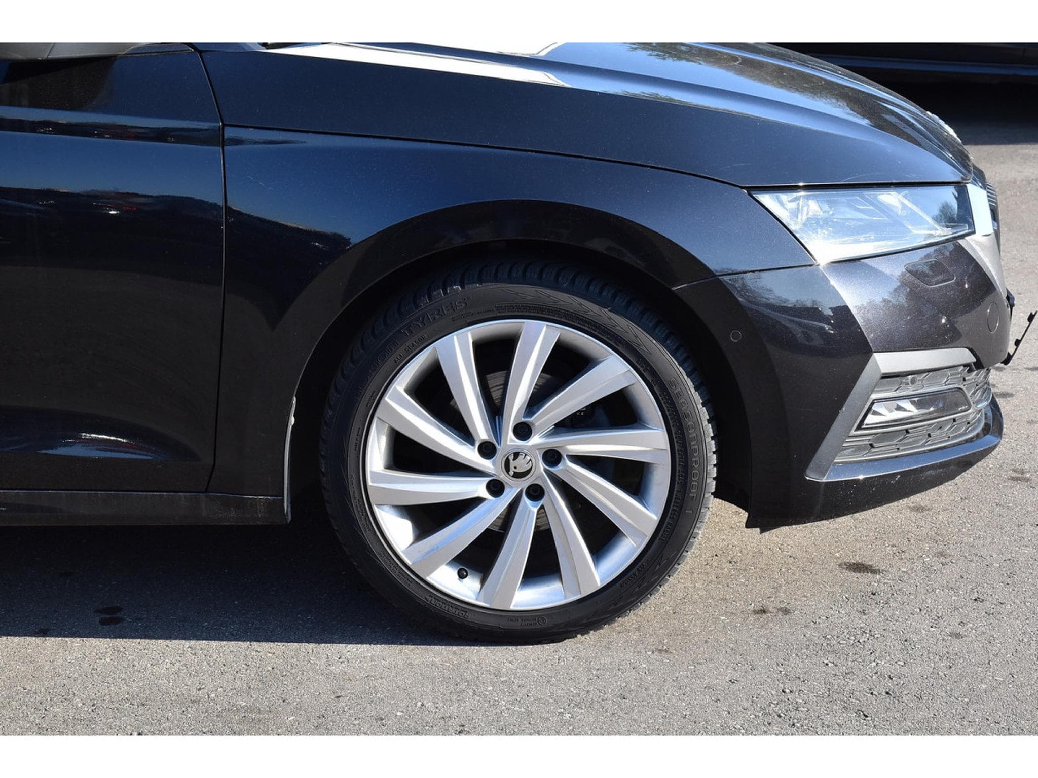 Skoda Octavia Combi 2.0 TDI Style DSG MEMO CANTON SIDE CAM ATT RMQ (2020) - Photo 5