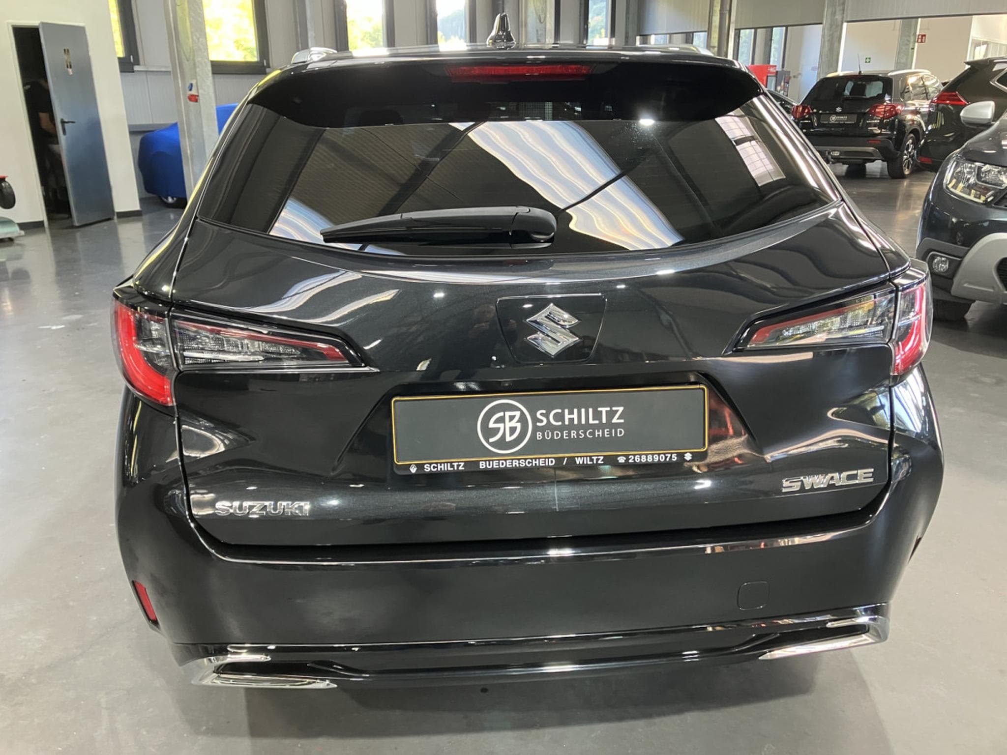 Suzuki Swace 1.8 GL+ Hybrid Auto (2024) - Photo 4