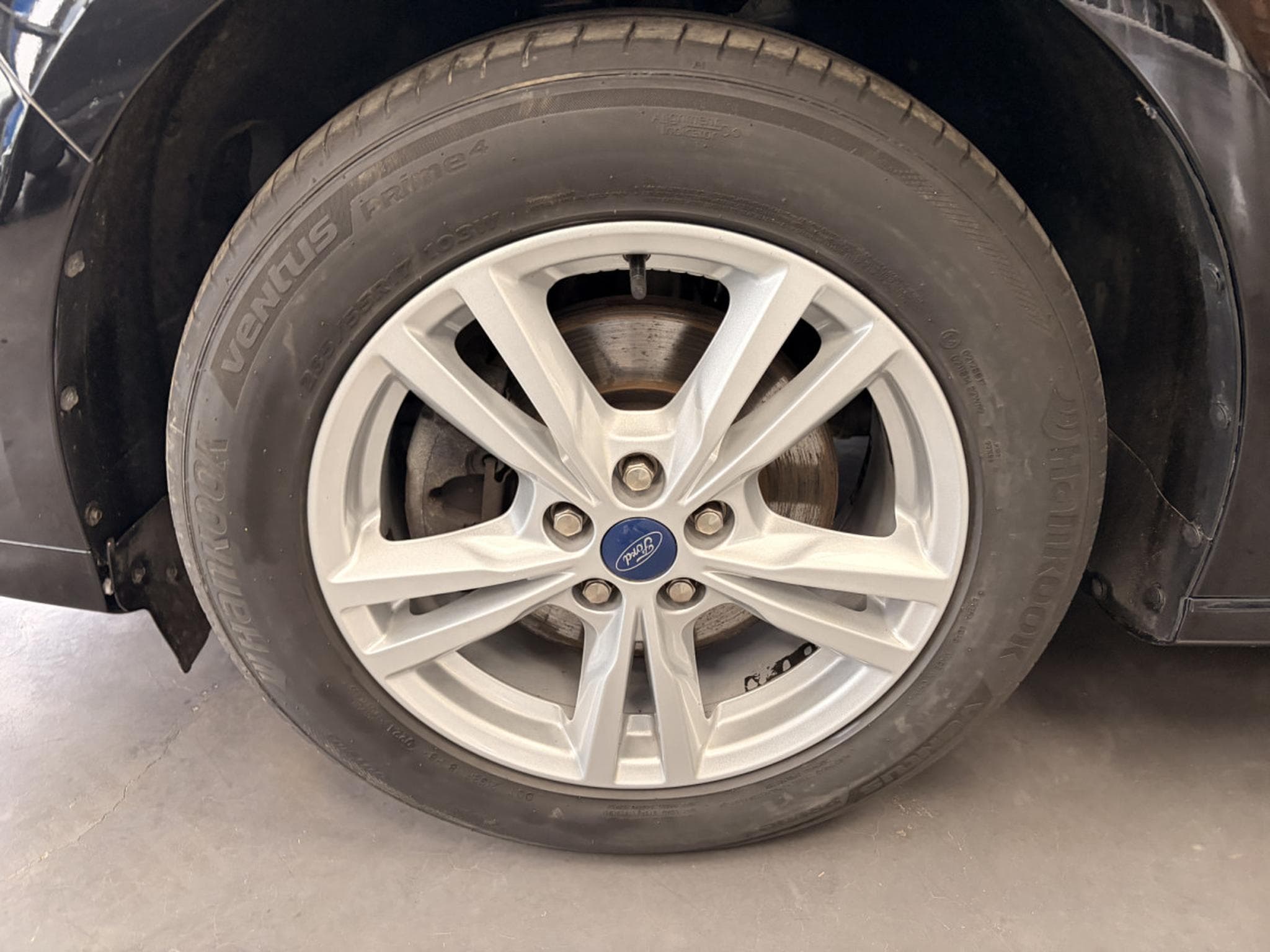 Ford S-Max 2.5 FEHV Titanium Hybrid (2023) - Photo 9