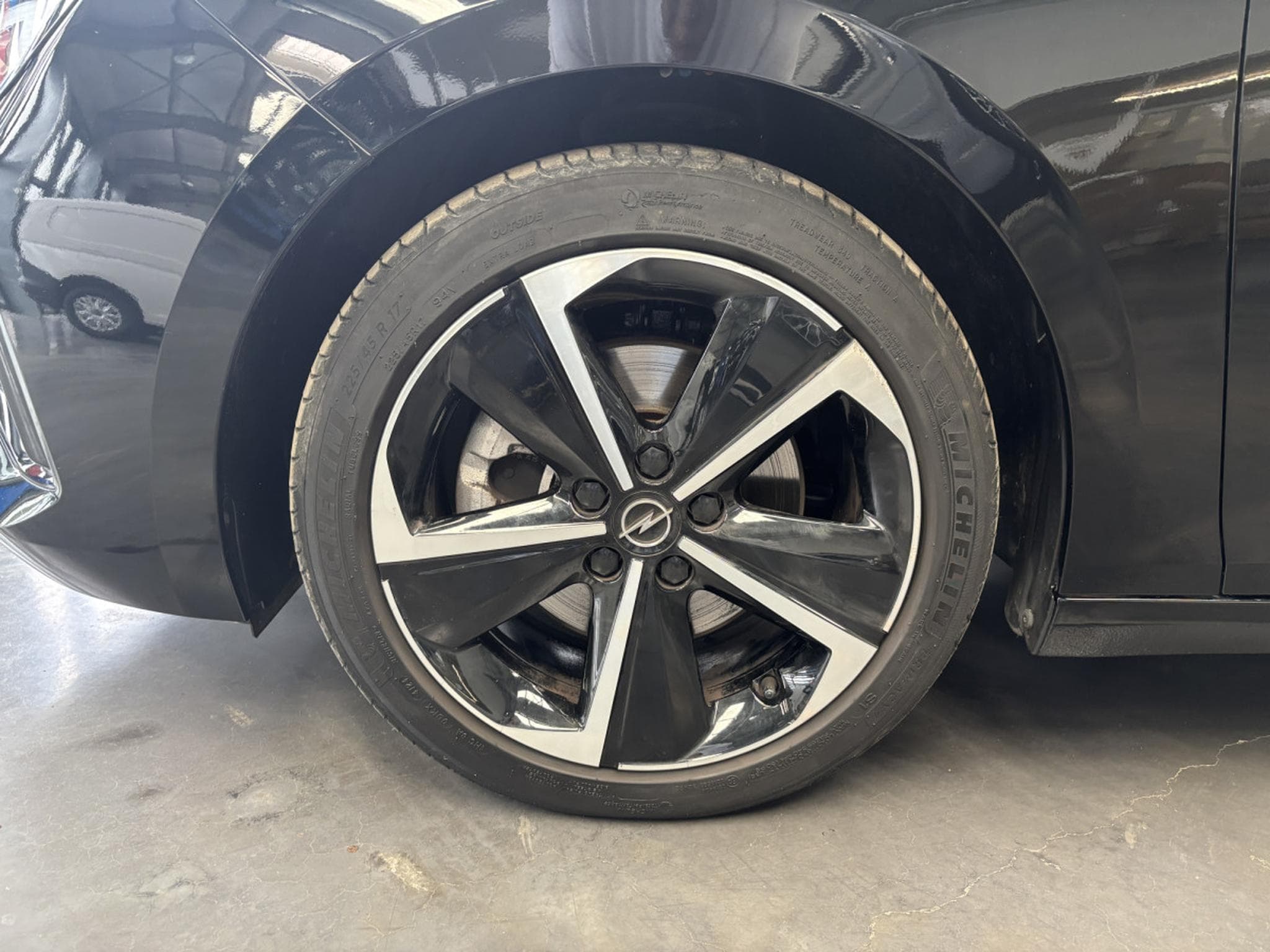 Opel Astra 1.5 GS Autom (2024) - Photo 8