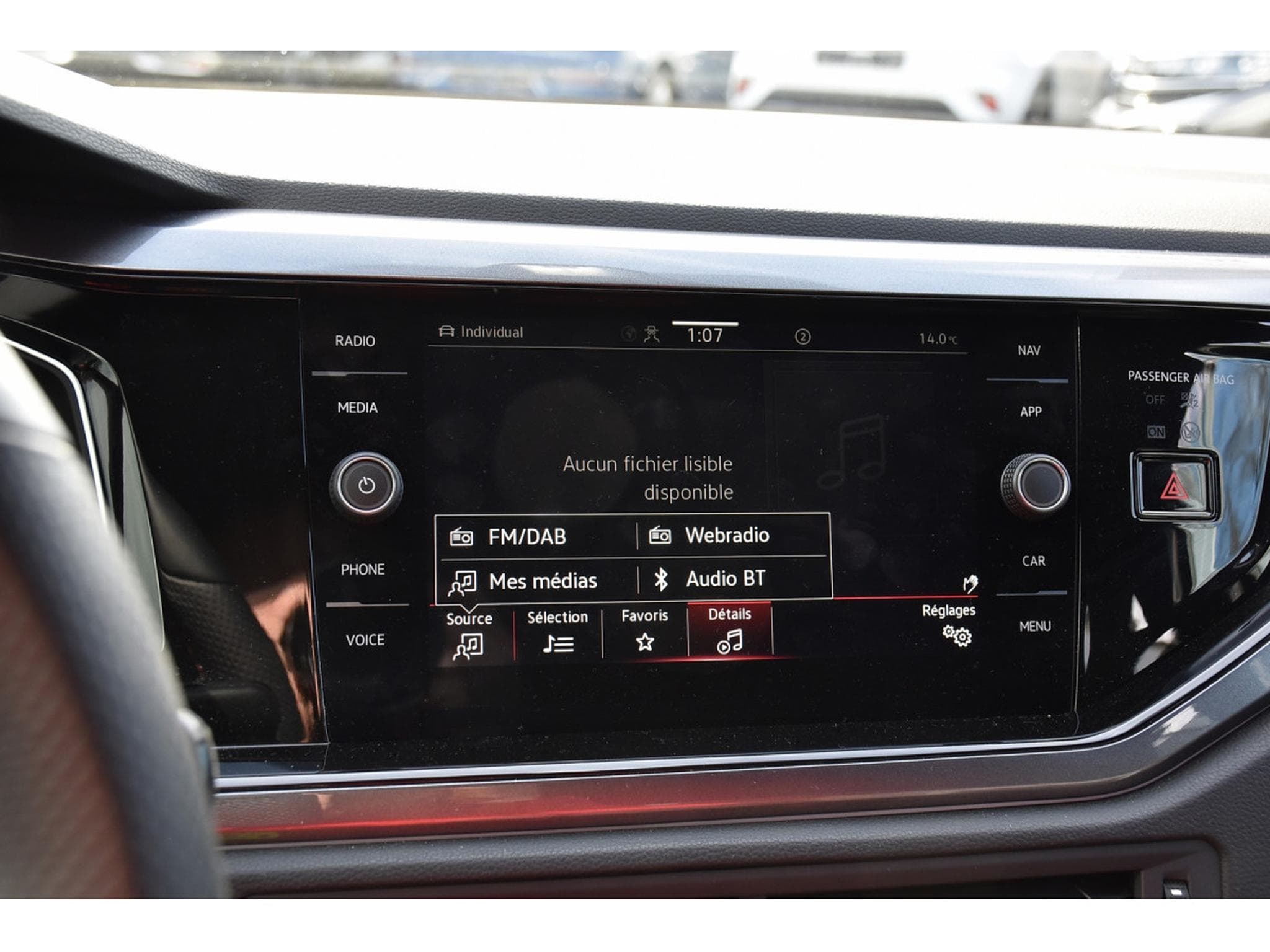 VW Polo 2.0 TSI DSG ACC TRAVEL LANE SIDE IQ.LIGHT PARK ASSIST 1°MAIN (2024) - Photo 10