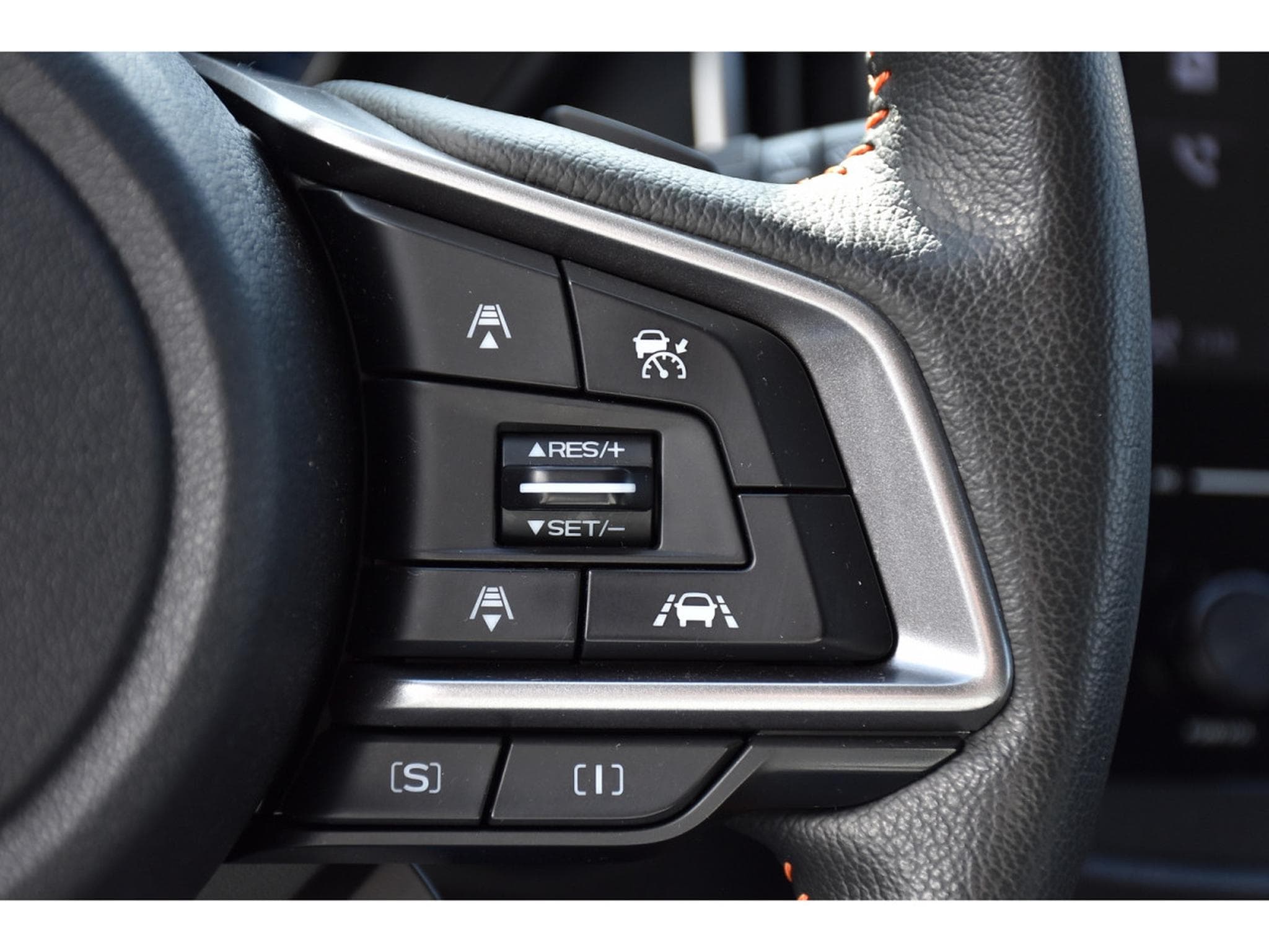 Subaru XV 2.0i e-Boxer GXE AWD ACC LANE CAM ATT RMQ 1° MAIN (2024) - Photo 14