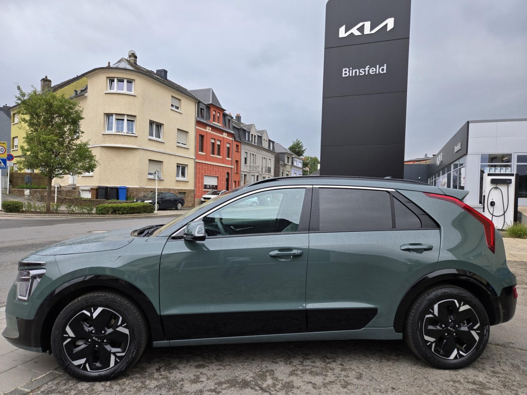 Kia Niro Pace 64,8 kWh - 204ch (2024) - Foto 2