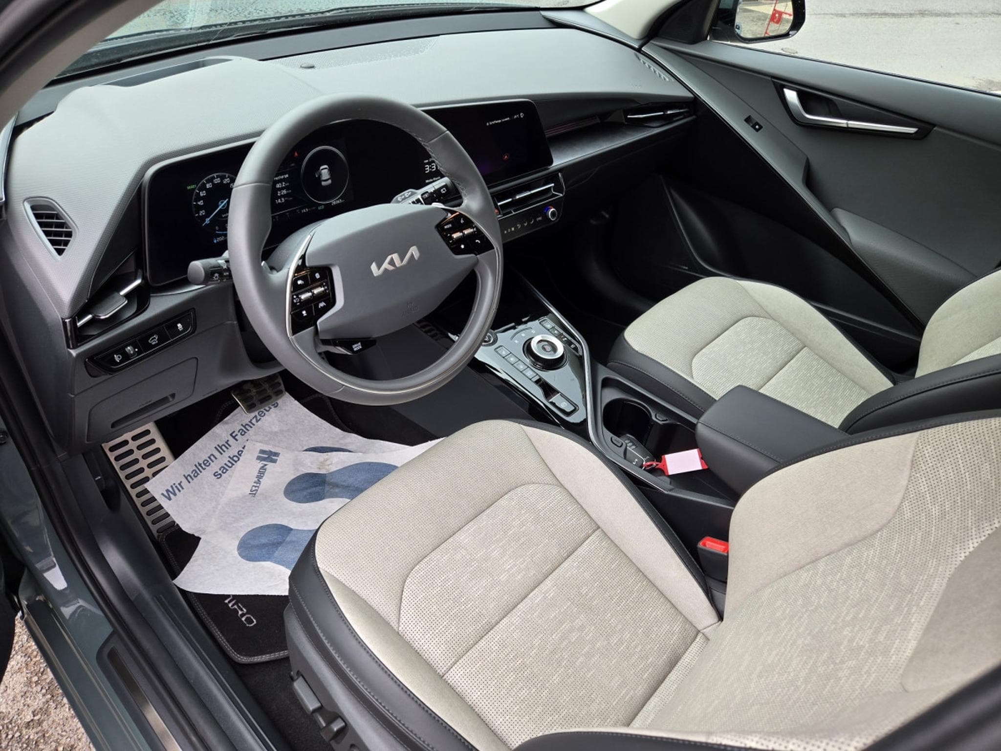 Kia Niro Pace 64,8 kWh - 204ch (2024) - Foto 6