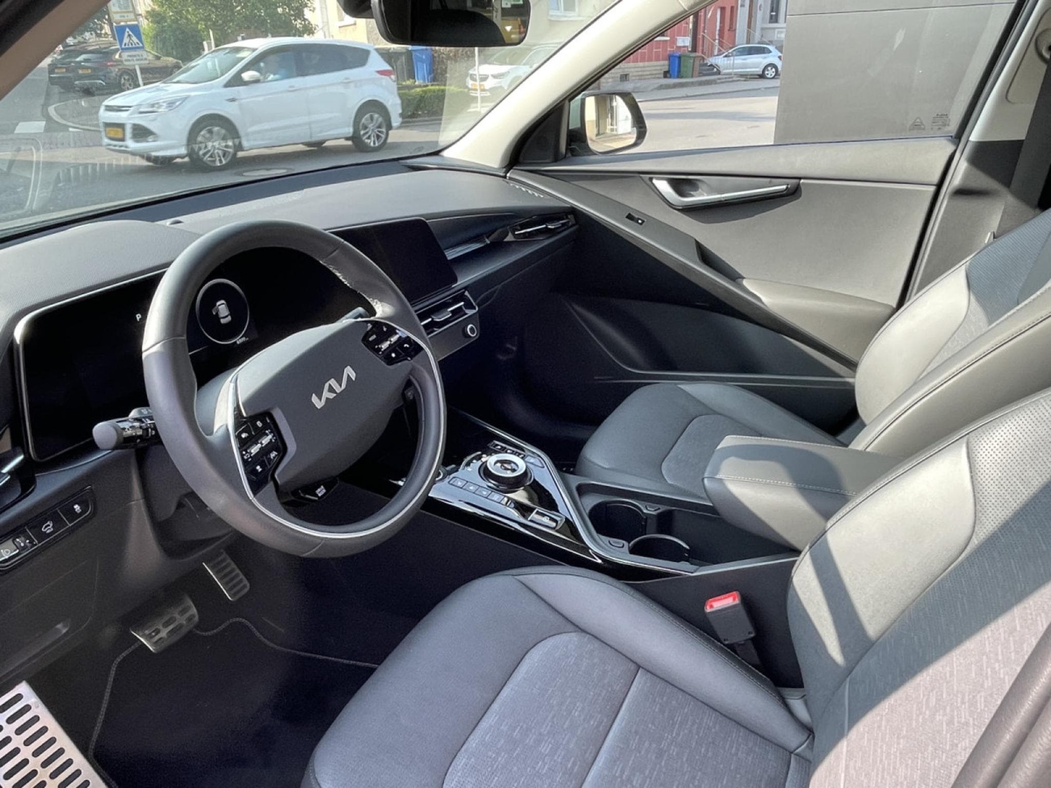 Kia Niro EV PACE 64,8 kWh - 204 (2024) - Photo 6