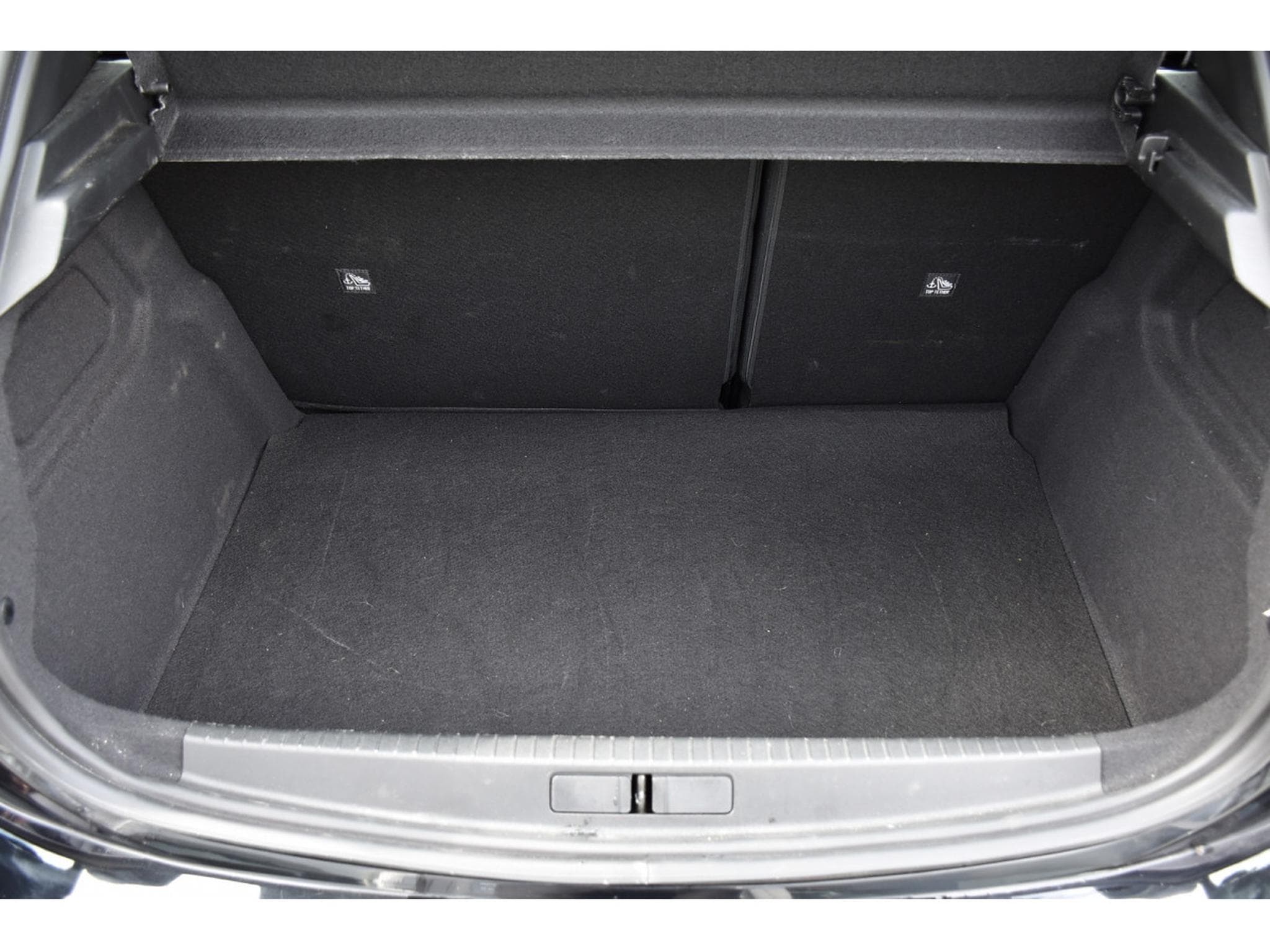 Opel Corsa 1.2 Turbo Edition AT8 REGUL LANE SIDE CAM 1° MAIN (2025) - Photo 19