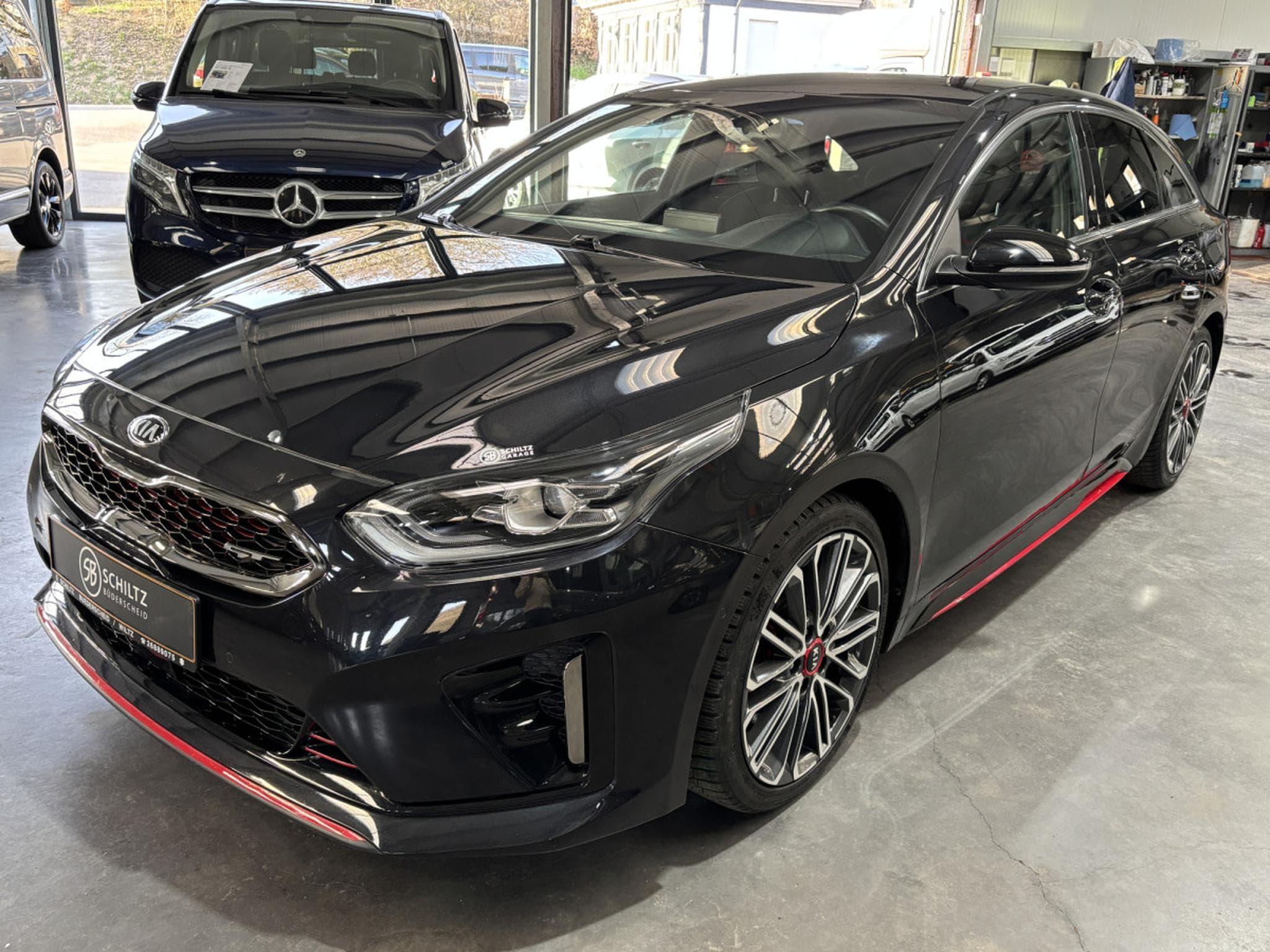 Kia ProCeed GT 1.6 T-GDI DCT (2021) - Photo 6