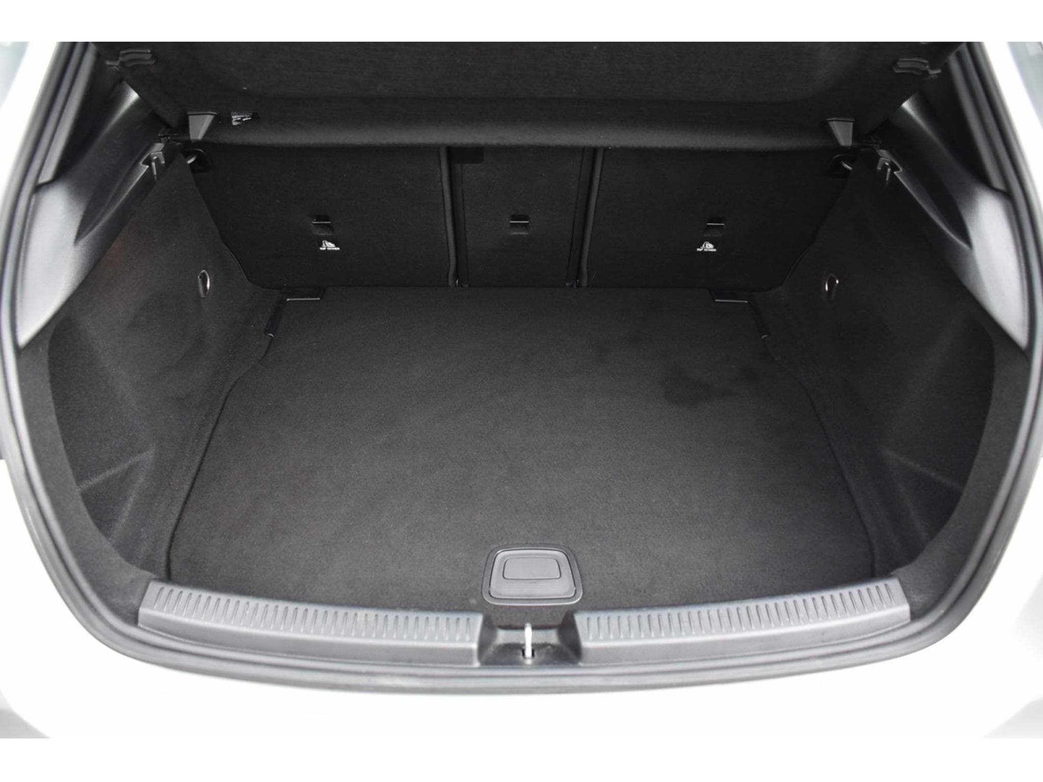 Mercedes A 180 CDI Style 7G-Tronic GPS LANE SIDE PARK (2021) - Photo 22