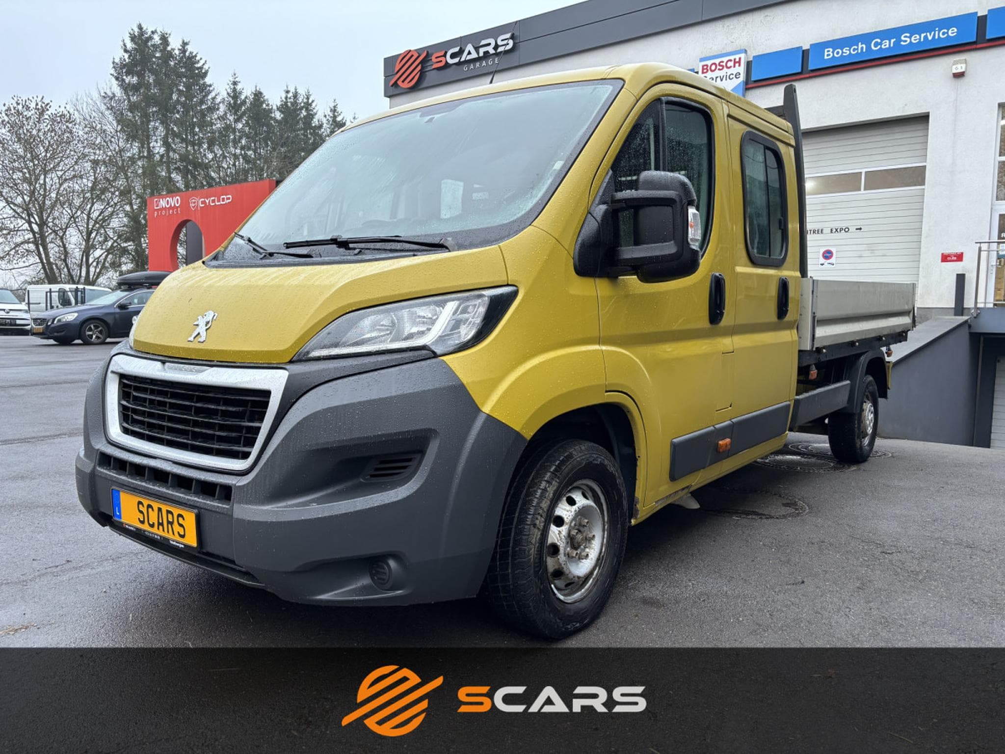 Peugeot Boxer Plateau Double cabine 6 places 2.2 Hdi L4H2 (2016) - Foto 1